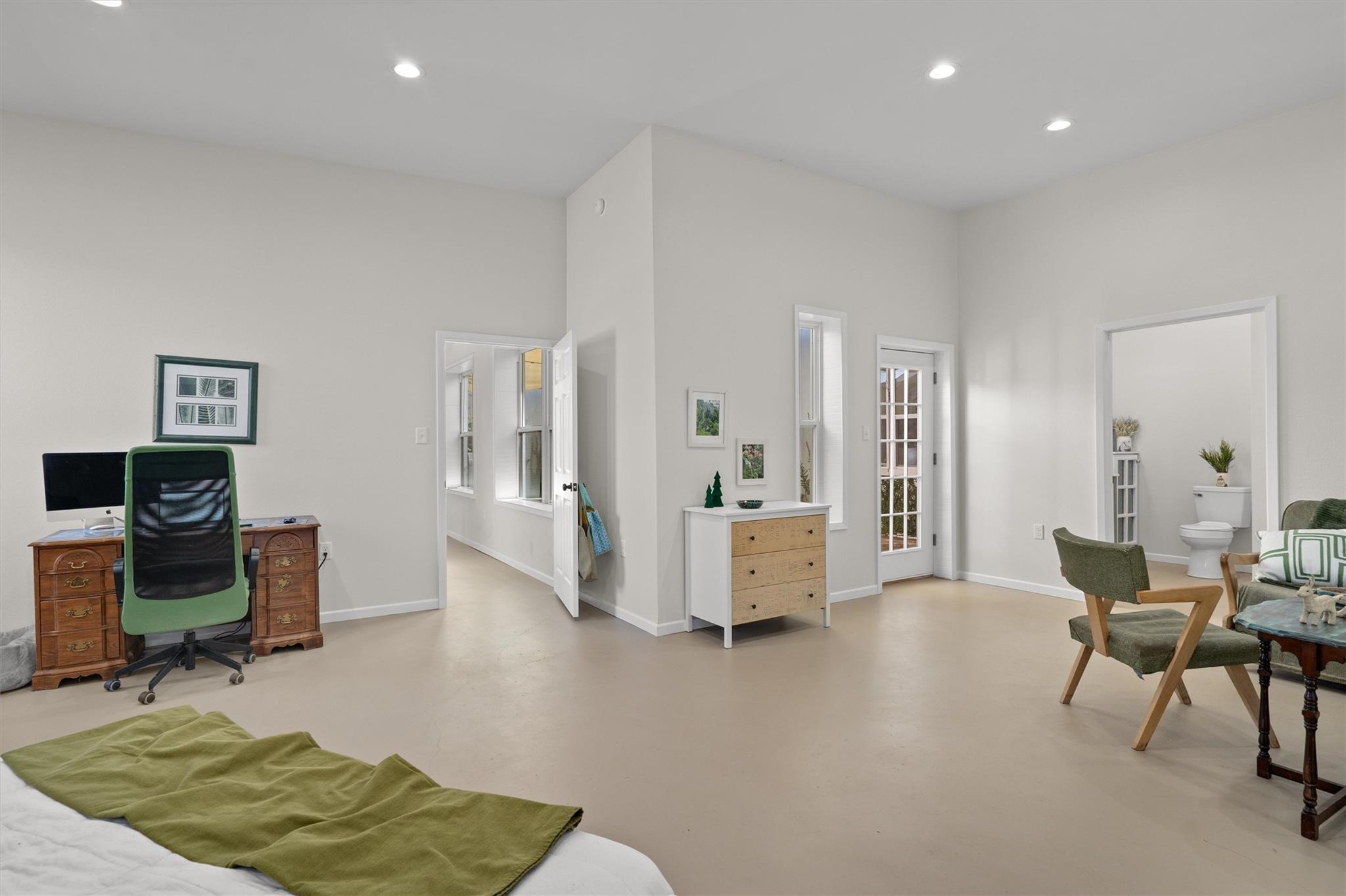 4992 Fm 1624, Lexington, TX 78947