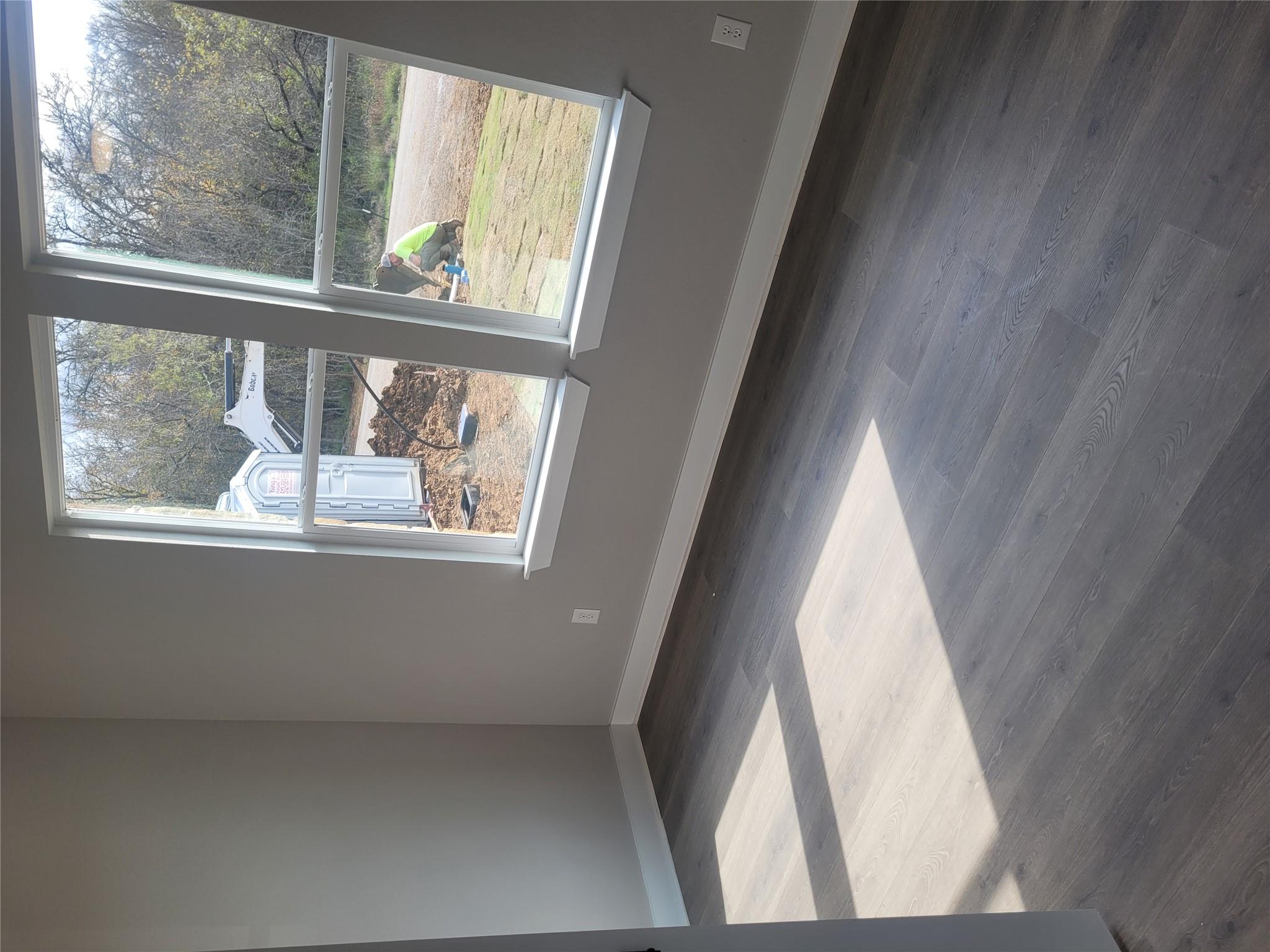 185 Nuuanu Ln, Bastrop, TX 78602