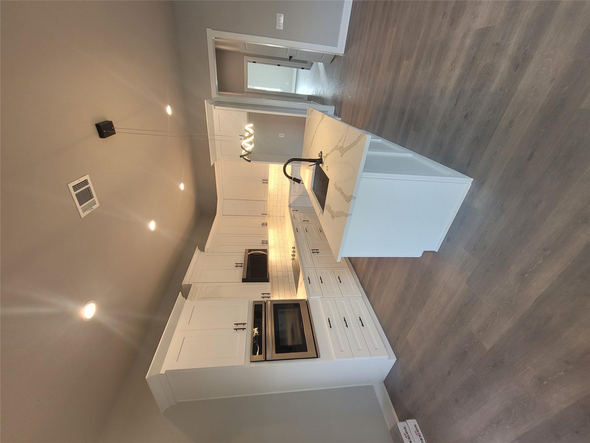 185 Nuuanu Ln, Bastrop, TX 78602