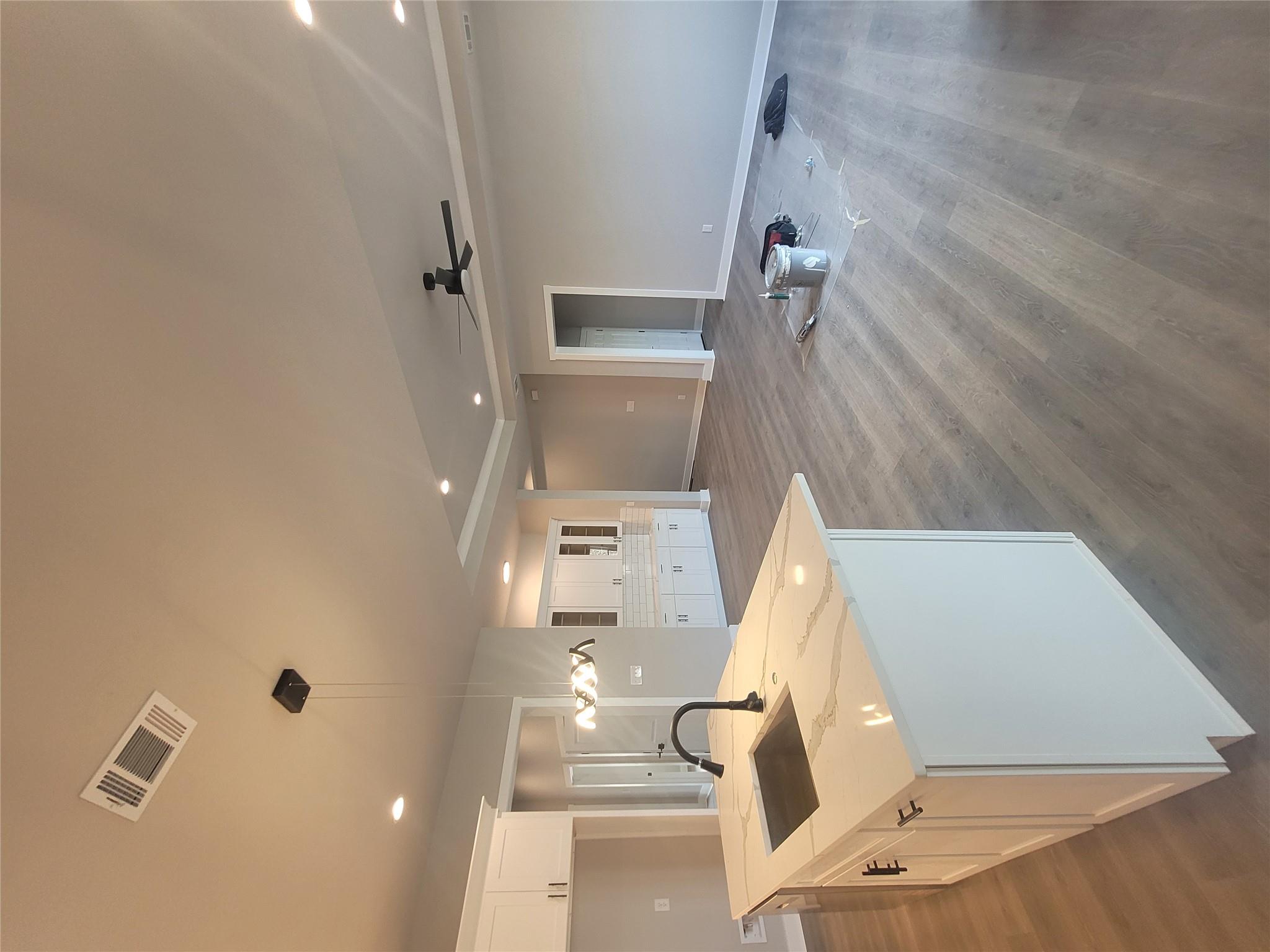 185 Nuuanu Ln, Bastrop, TX 78602