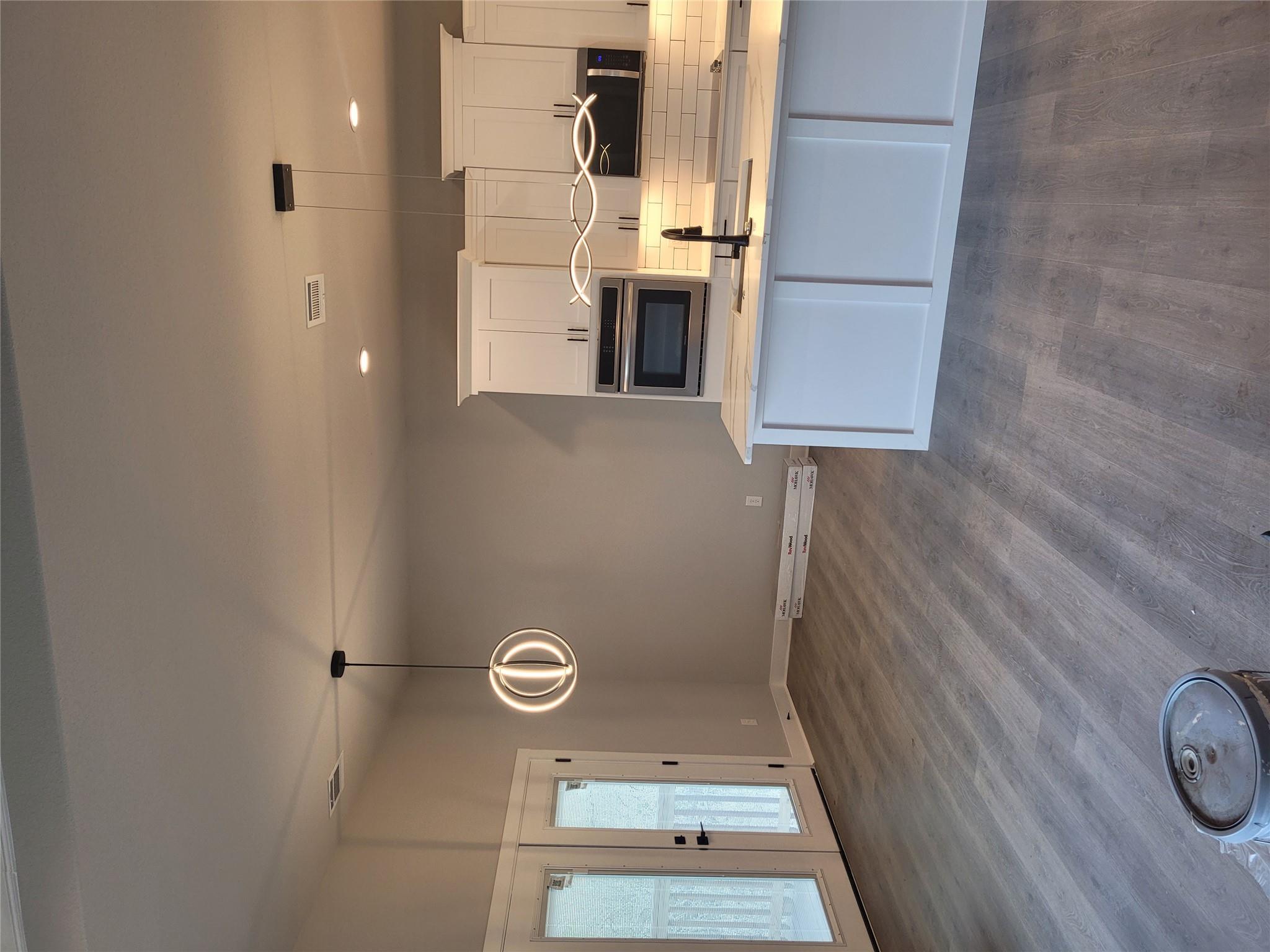 185 Nuuanu Ln, Bastrop, TX 78602