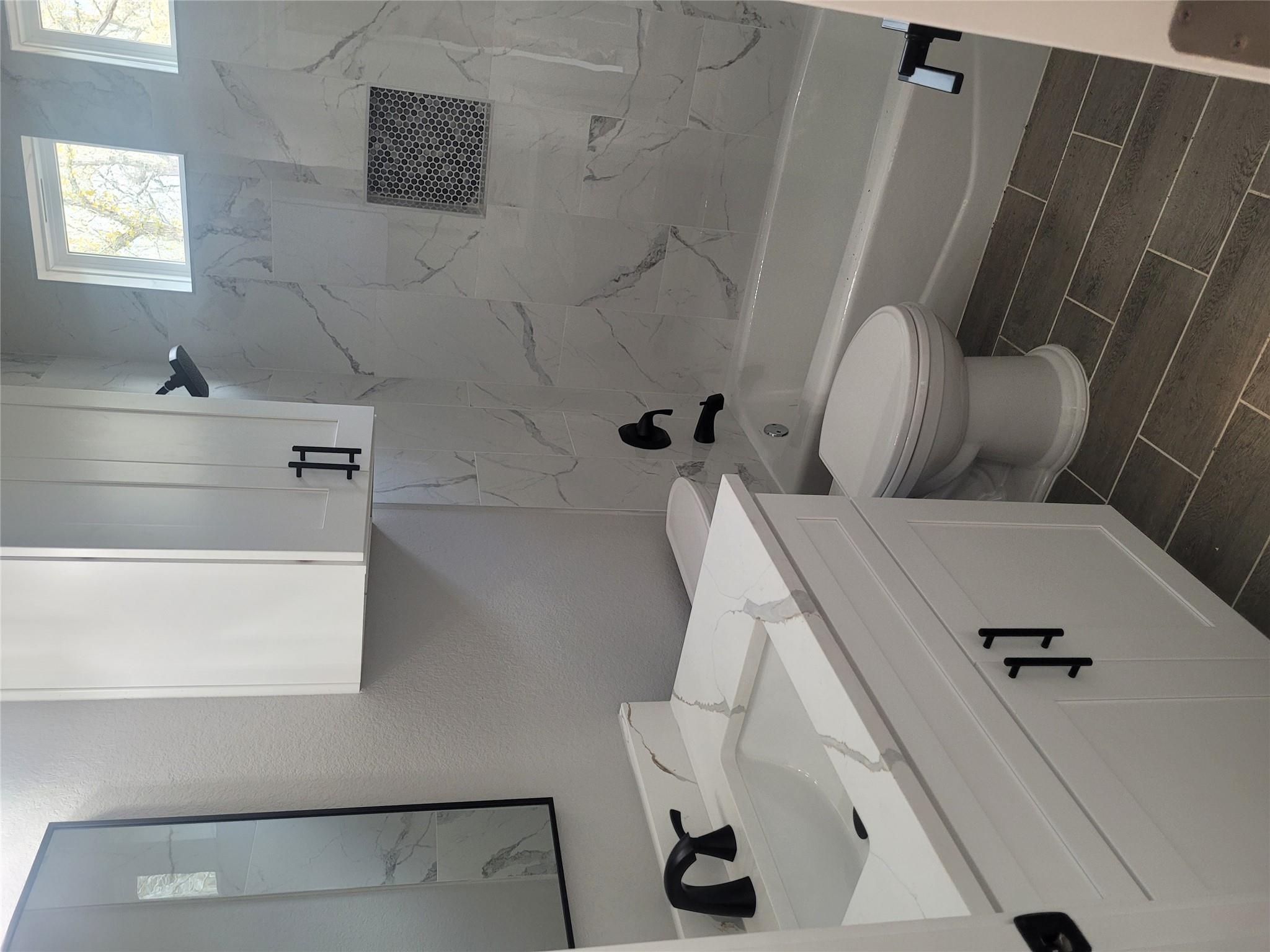 185 Nuuanu Ln, Bastrop, TX 78602