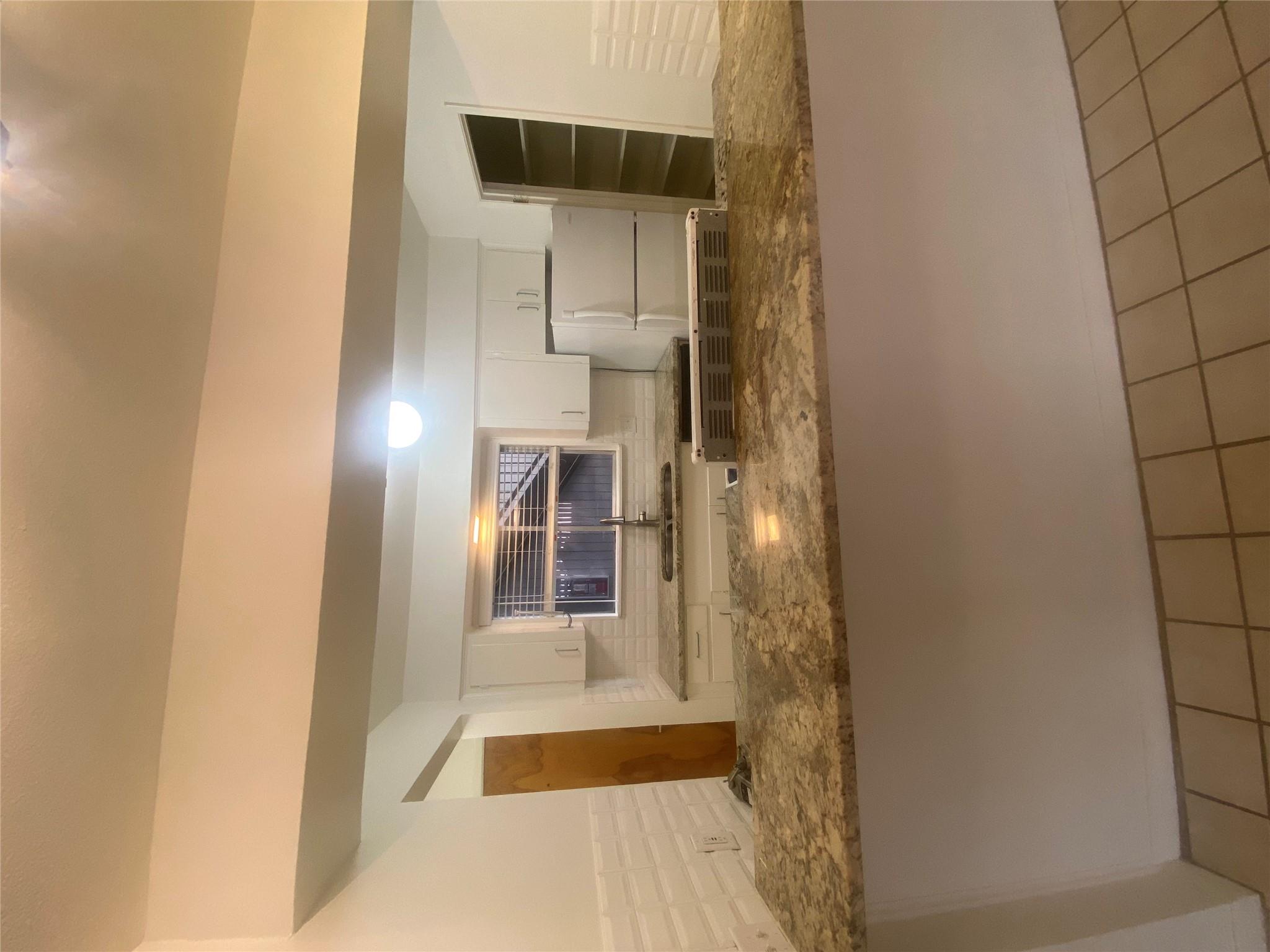 2208 Enfield Rd # 10500, Austin, TX 78703