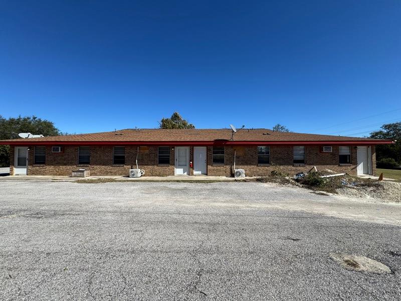 703 E Avenue J, Lampasas, TX 76550