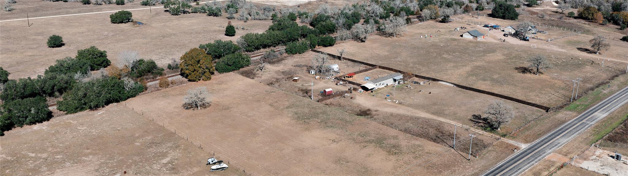 2506 FM 154, Muldoon, TX 78949