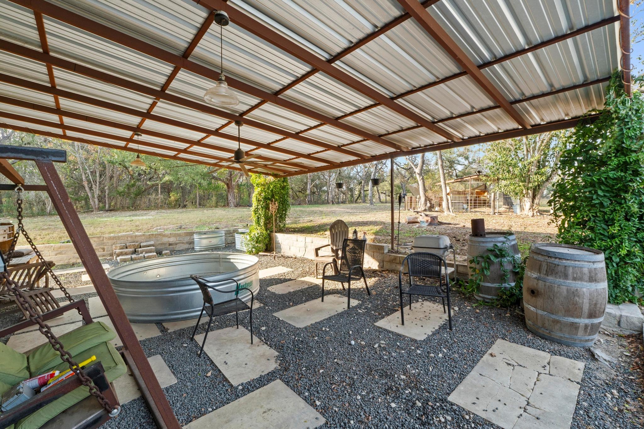 12302 Bethel Church Rd, Manchaca, TX 78652