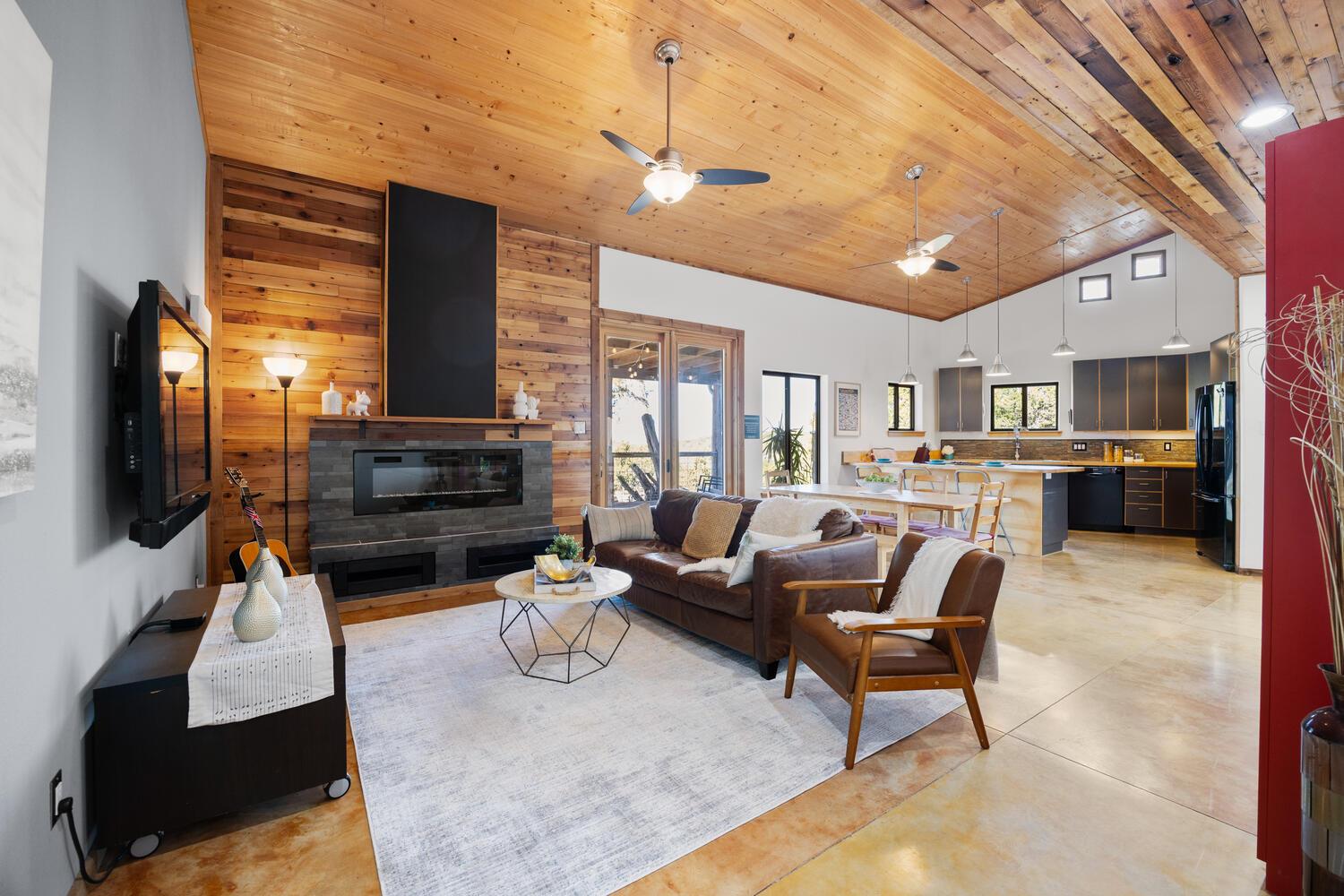 650 Angel Fire Rd, Dripping Springs, TX 78620