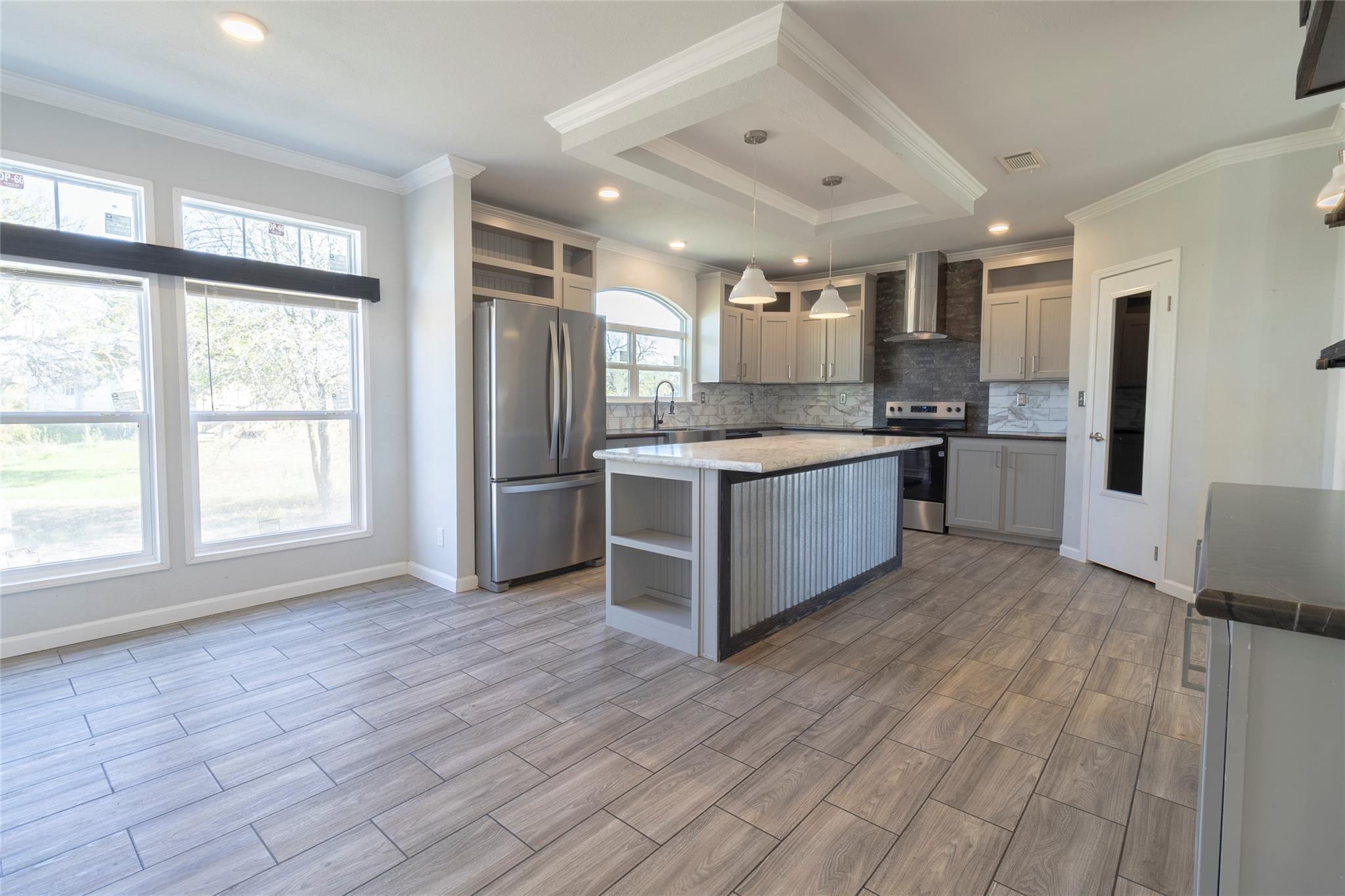 425 High View Ranch Dr, Cedar Creek, TX 78612