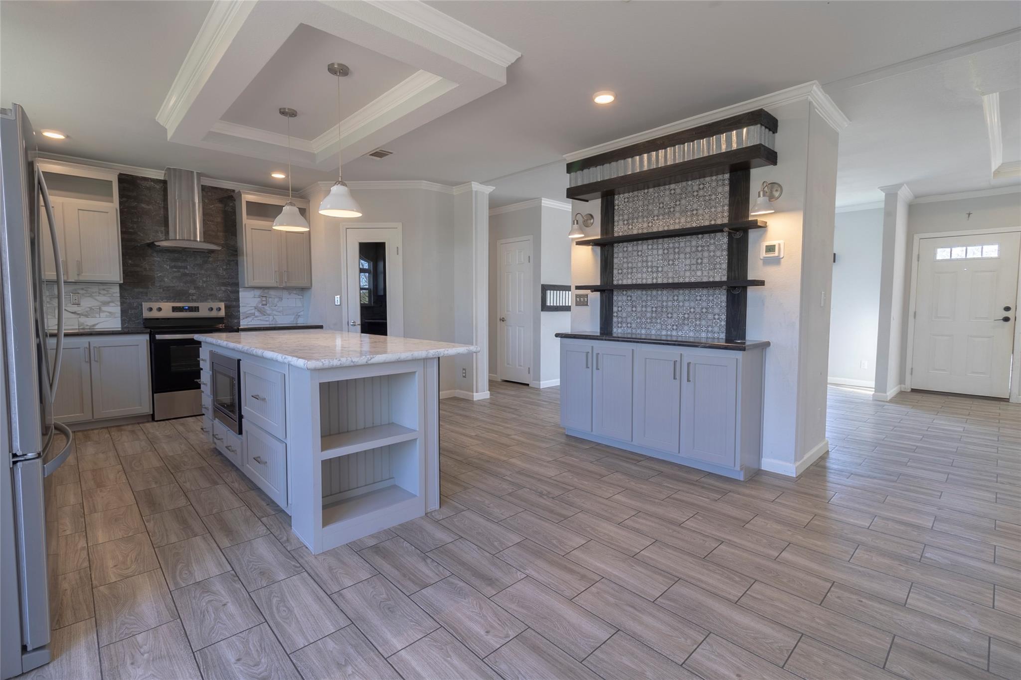 425 High View Ranch Dr, Cedar Creek, TX 78612