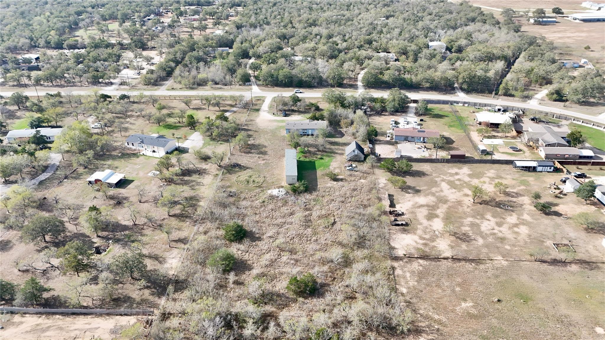 425 High View Ranch Dr, Cedar Creek, TX 78612