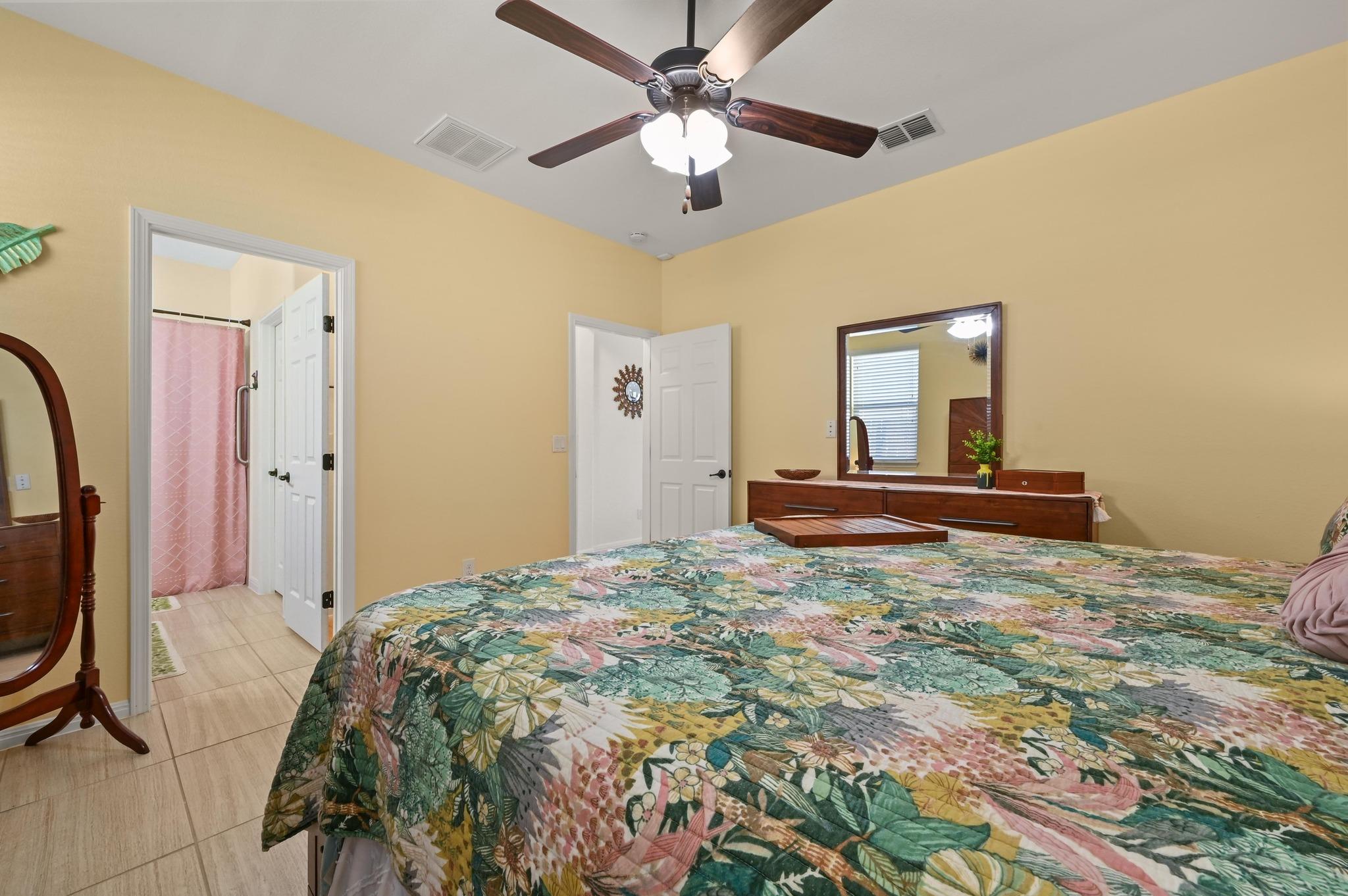 9515 Tanager Way, Austin, TX 78748