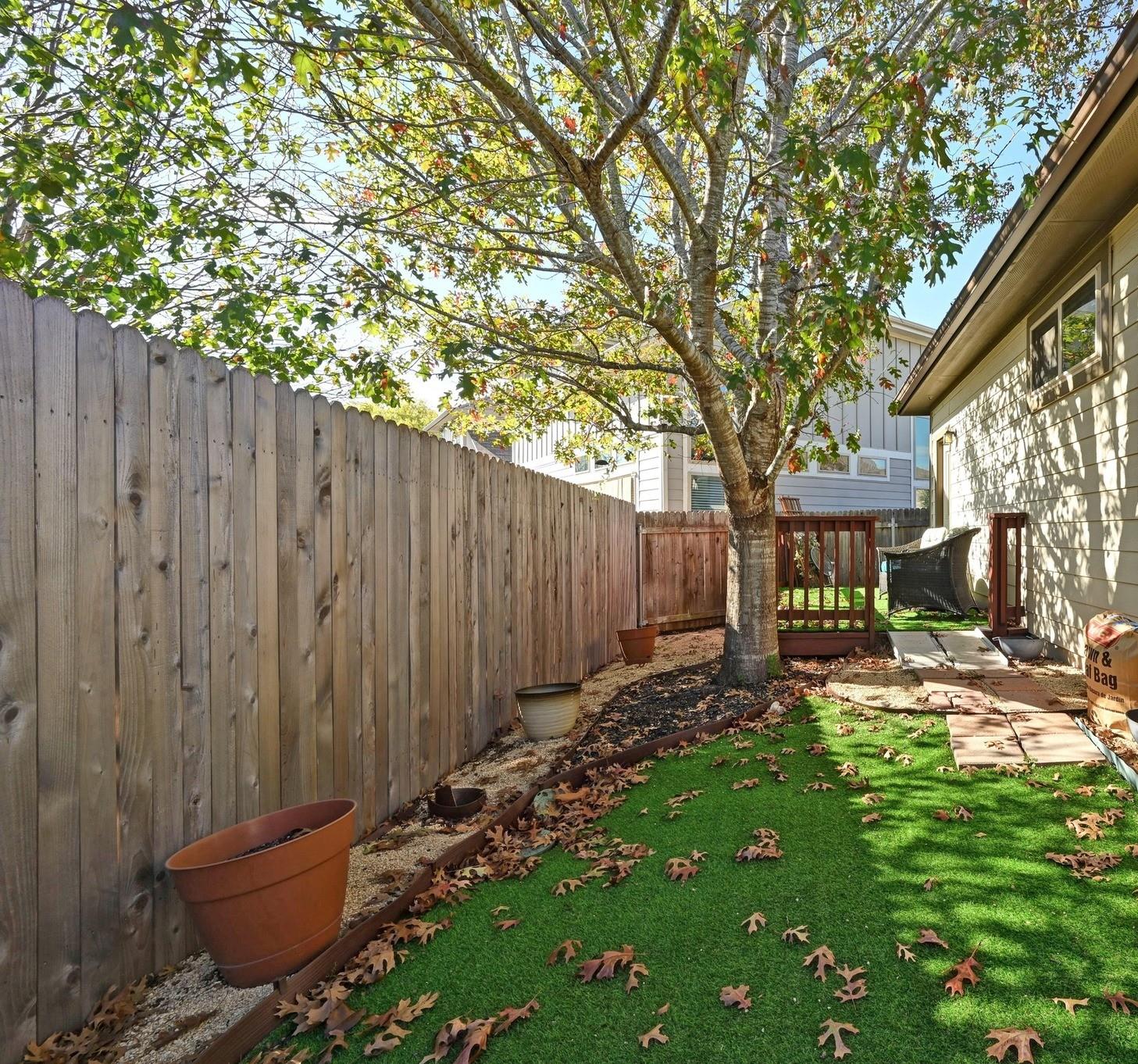 9515 Tanager Way, Austin, TX 78748