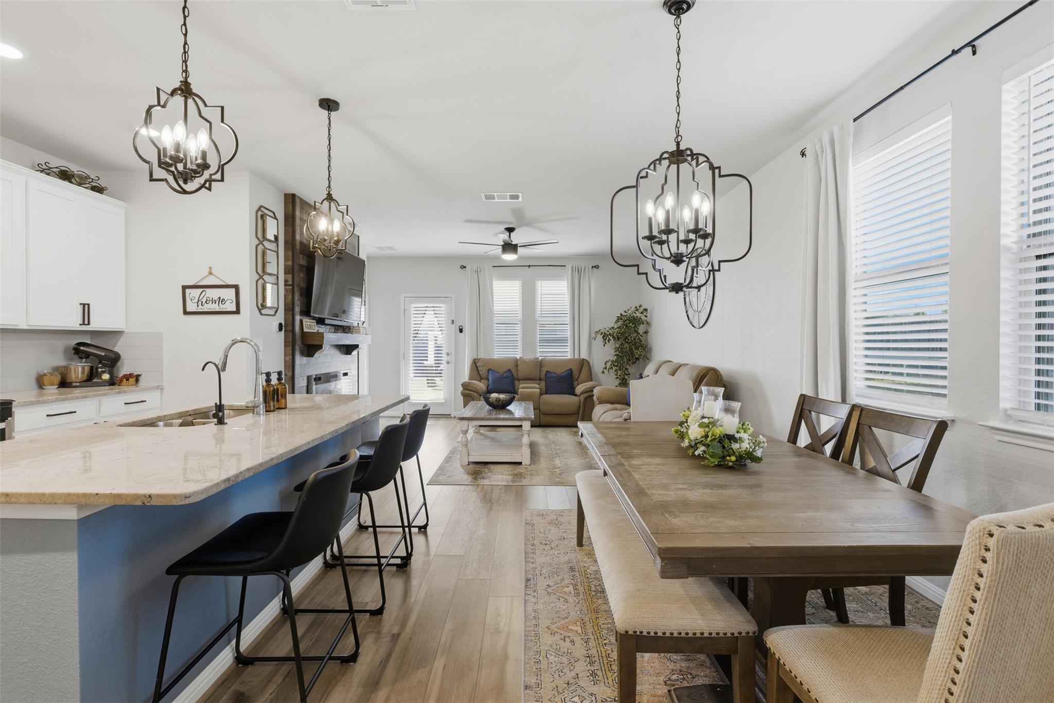 431 Dipprey Ln, Georgetown, TX 78628