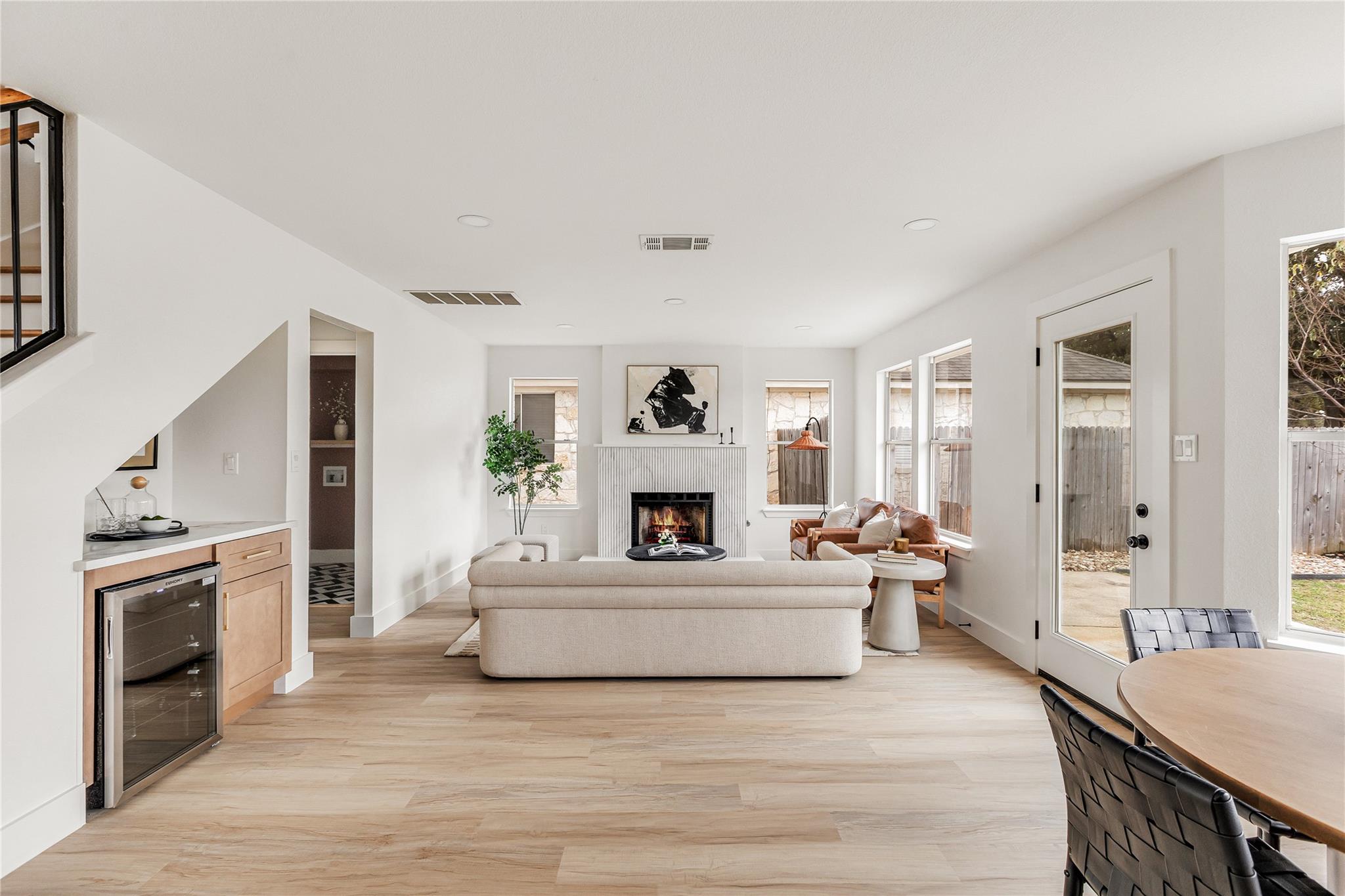 2415 Claudia Dr, Leander, TX 78641