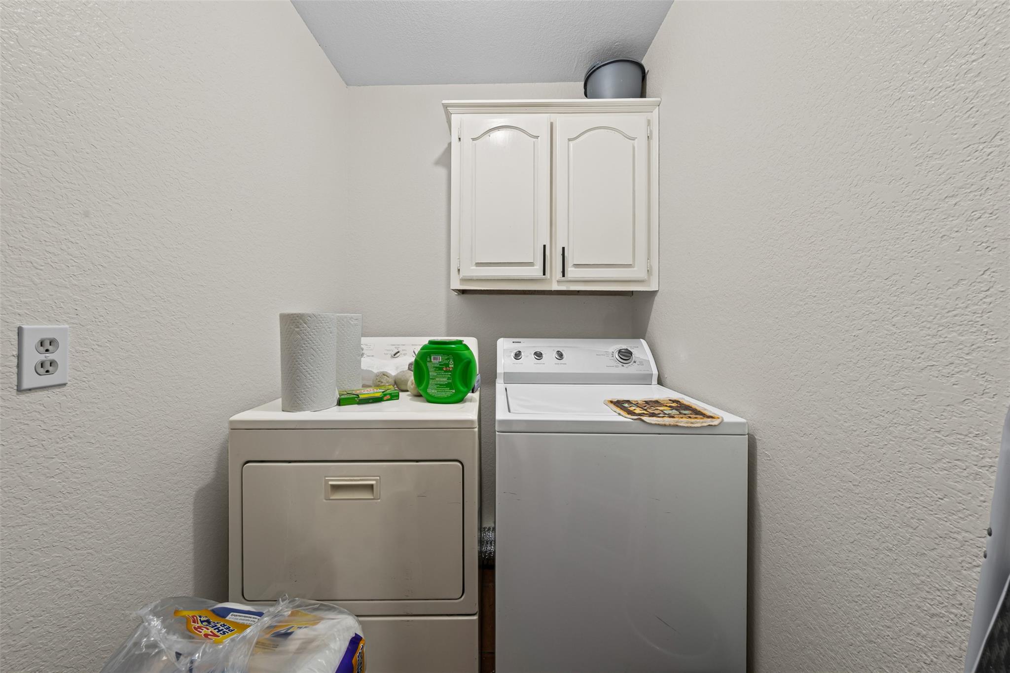 205 8th Street and 506-508 Avenue A, Moody, TX 76557