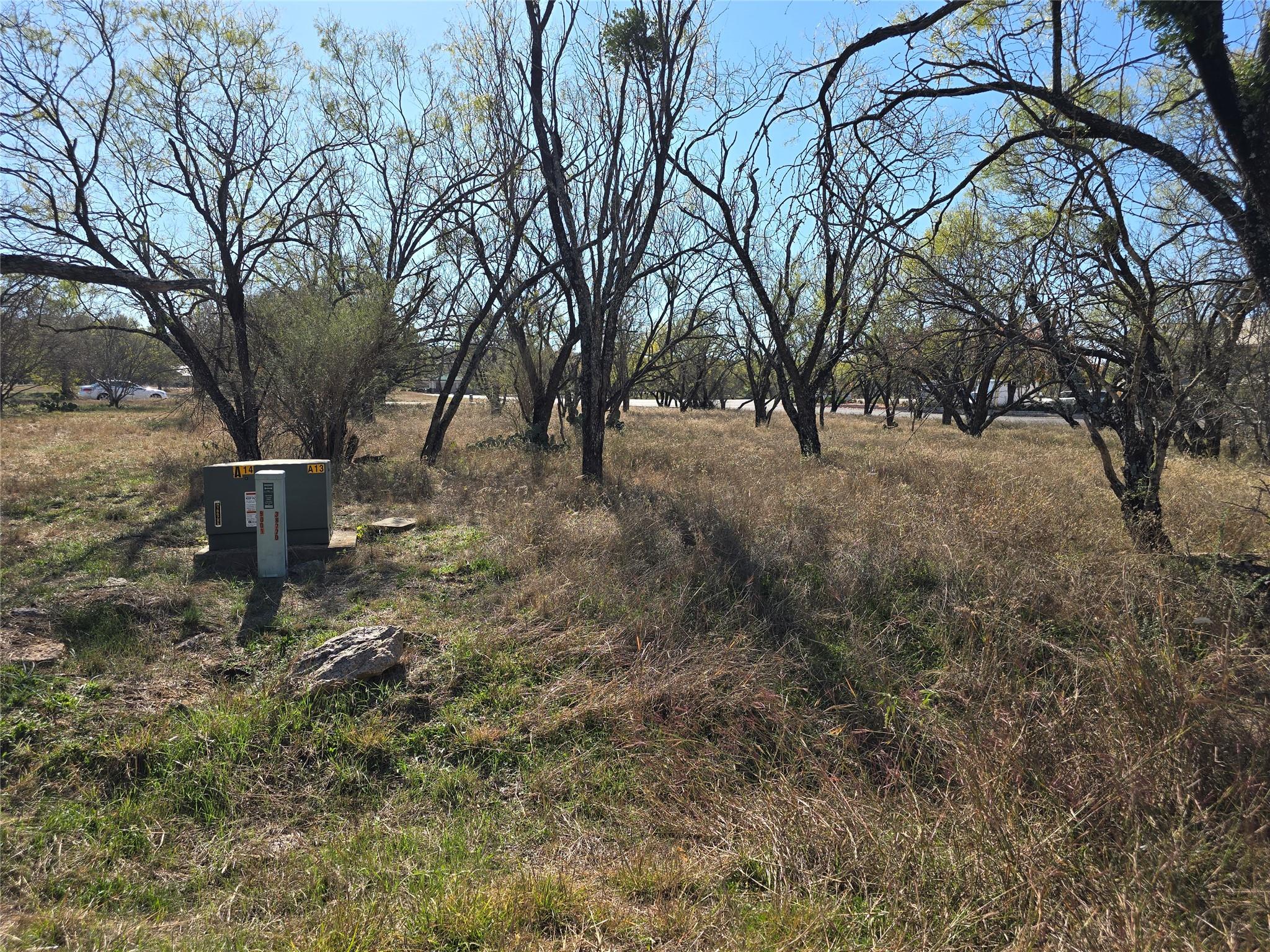 101 Springfield Dr, Horseshoe Bay, TX 78657