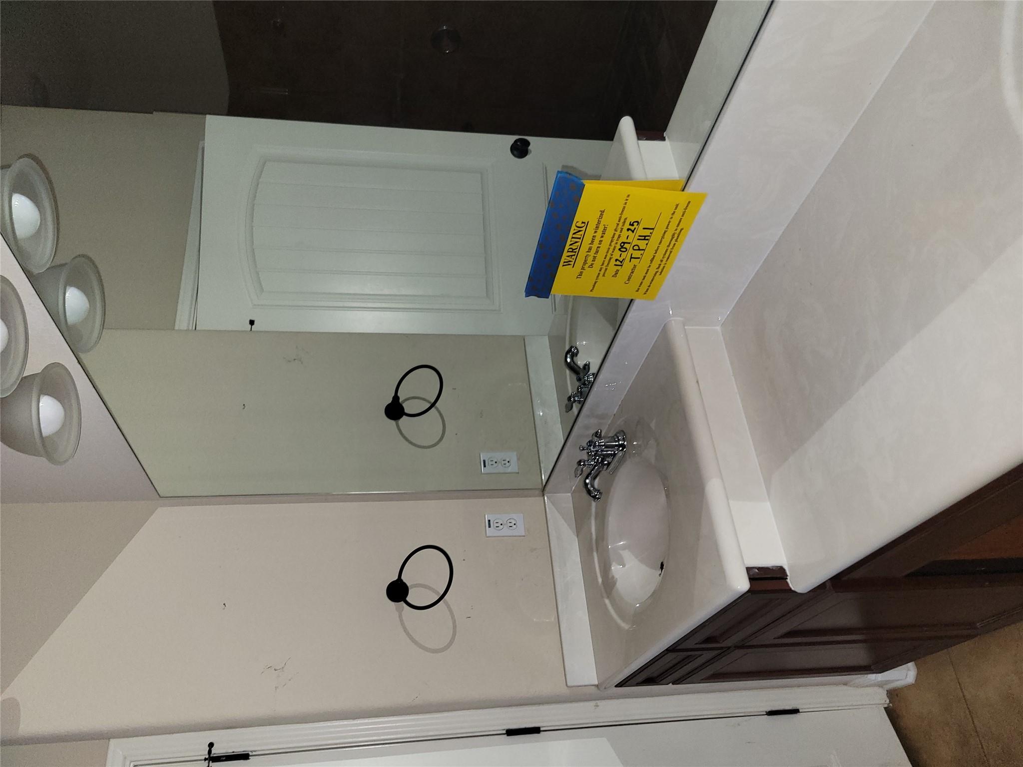 201 Caraway Dr, Kyle, TX 78640