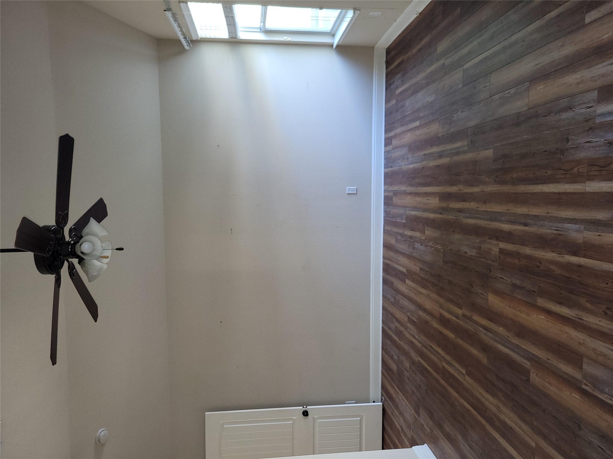 201 Caraway Dr, Kyle, TX 78640