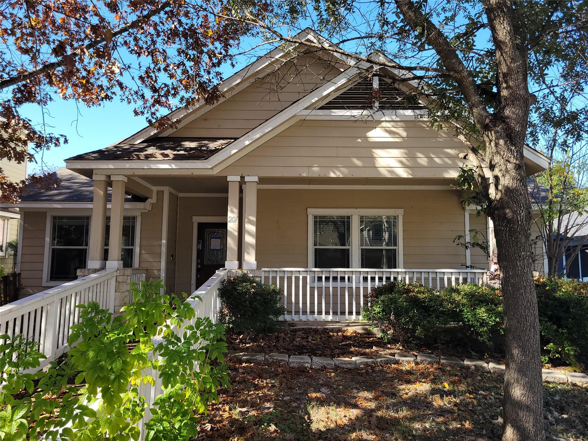 201 Caraway Dr, Kyle, TX 78640