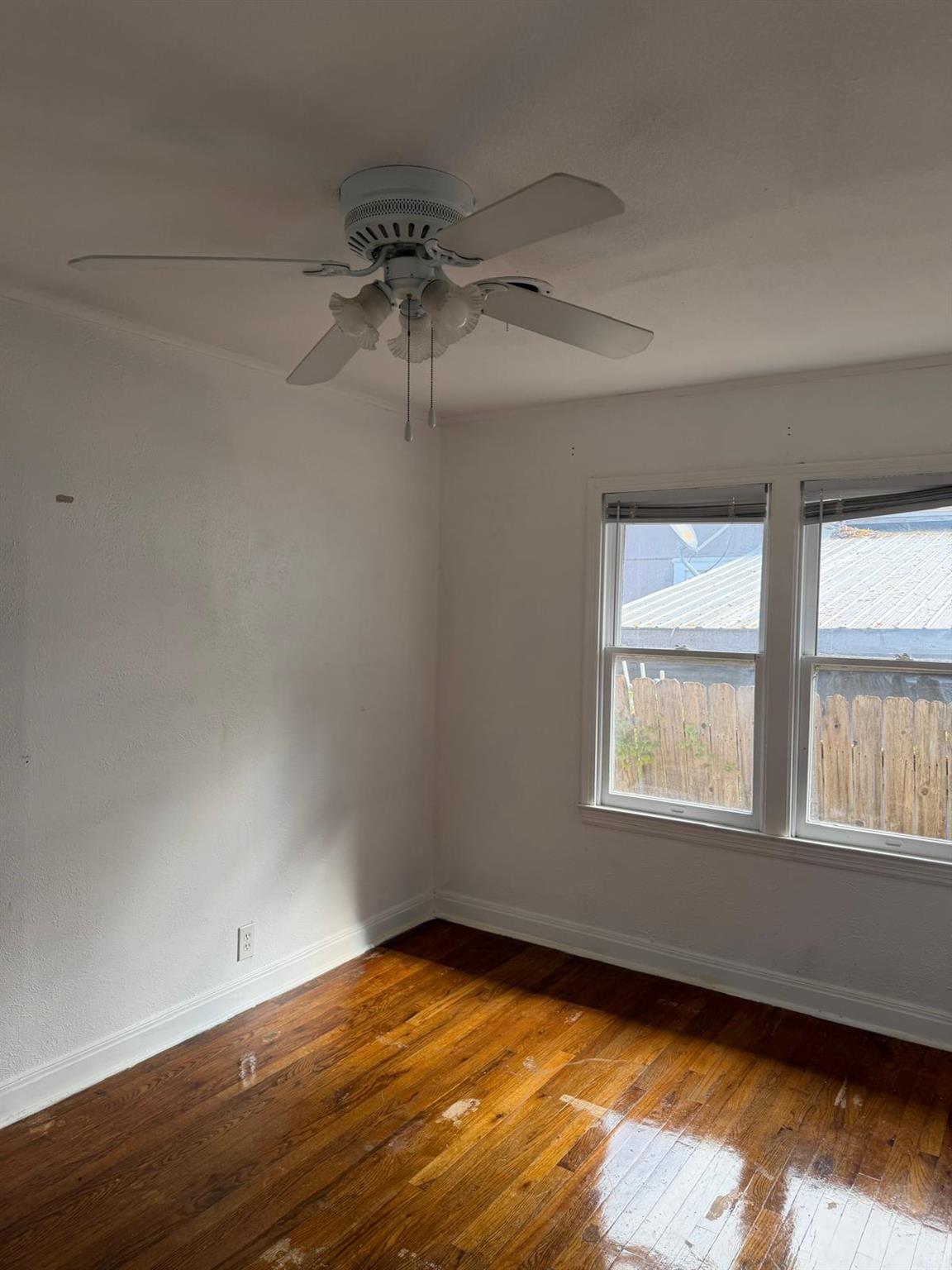 511 W Odell St, Austin, TX 78752