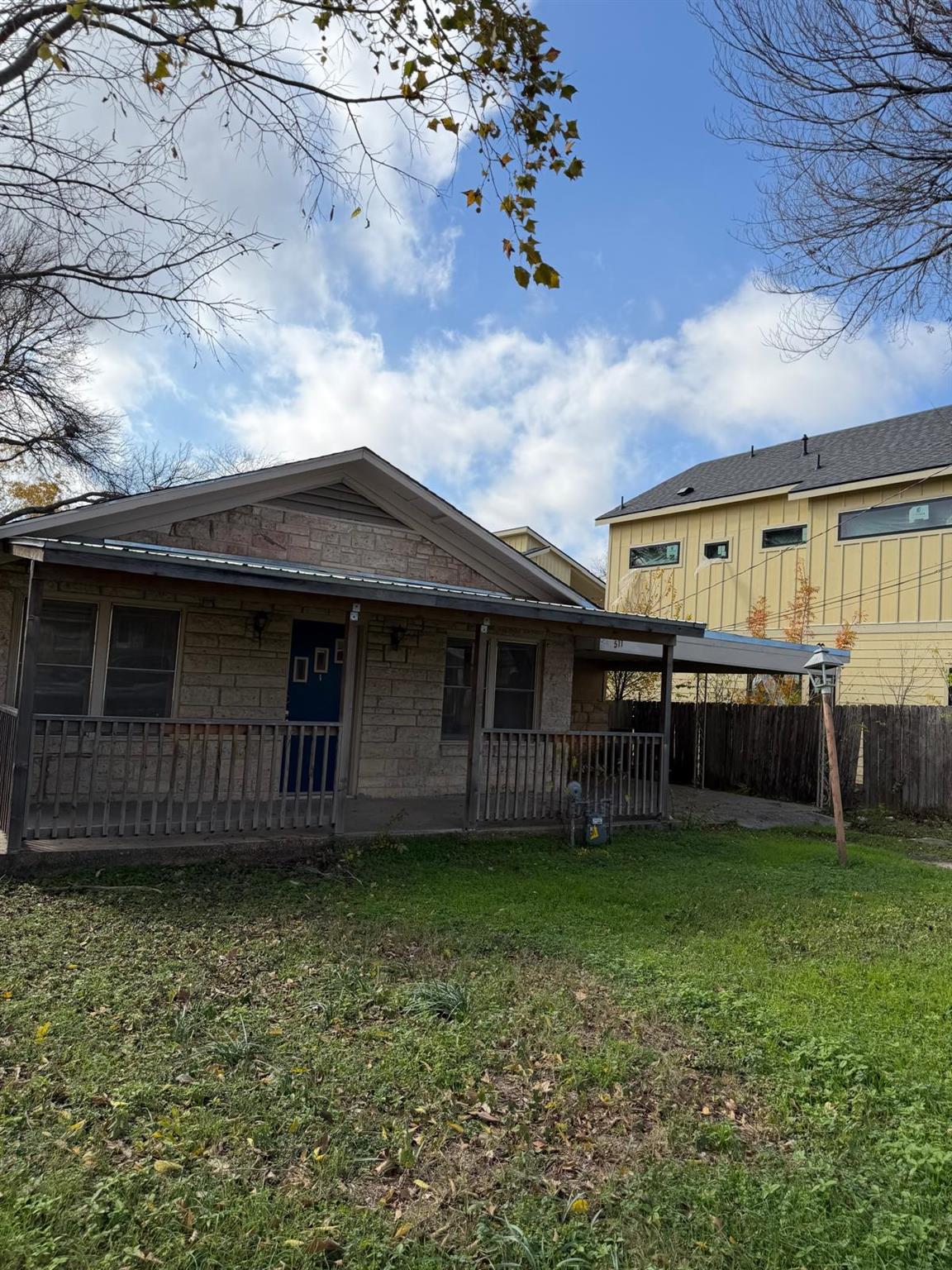 511 W Odell St, Austin, TX 78752