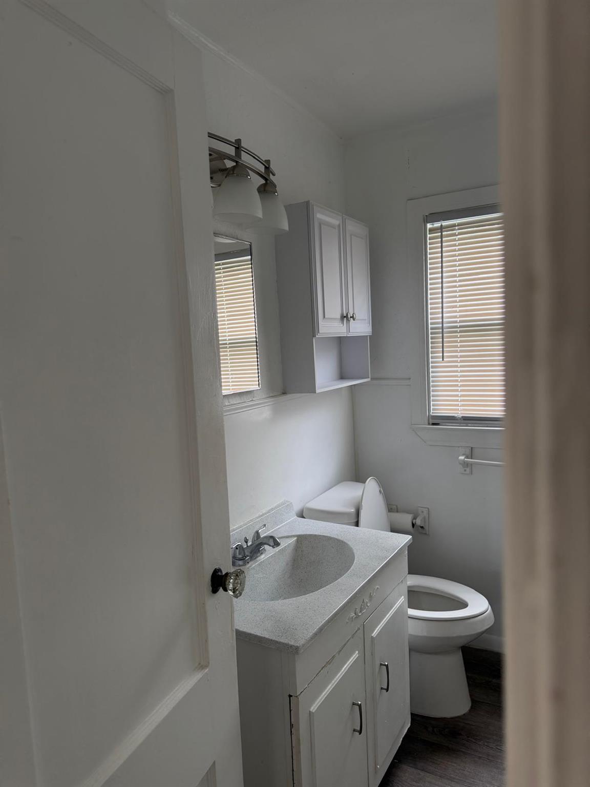 511 W Odell St, Austin, TX 78752