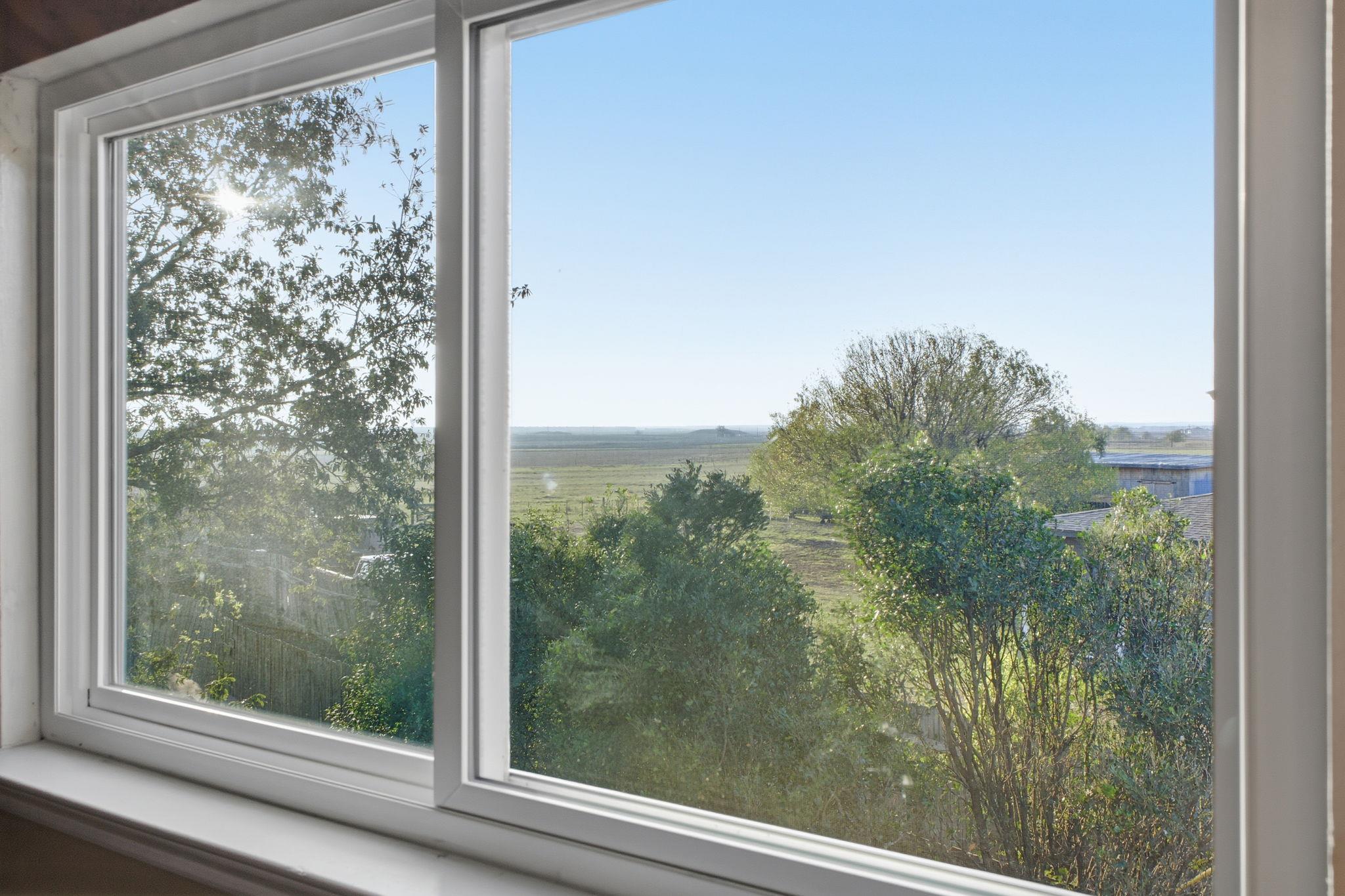 4020 Grassland Ln, Kyle, TX 78640