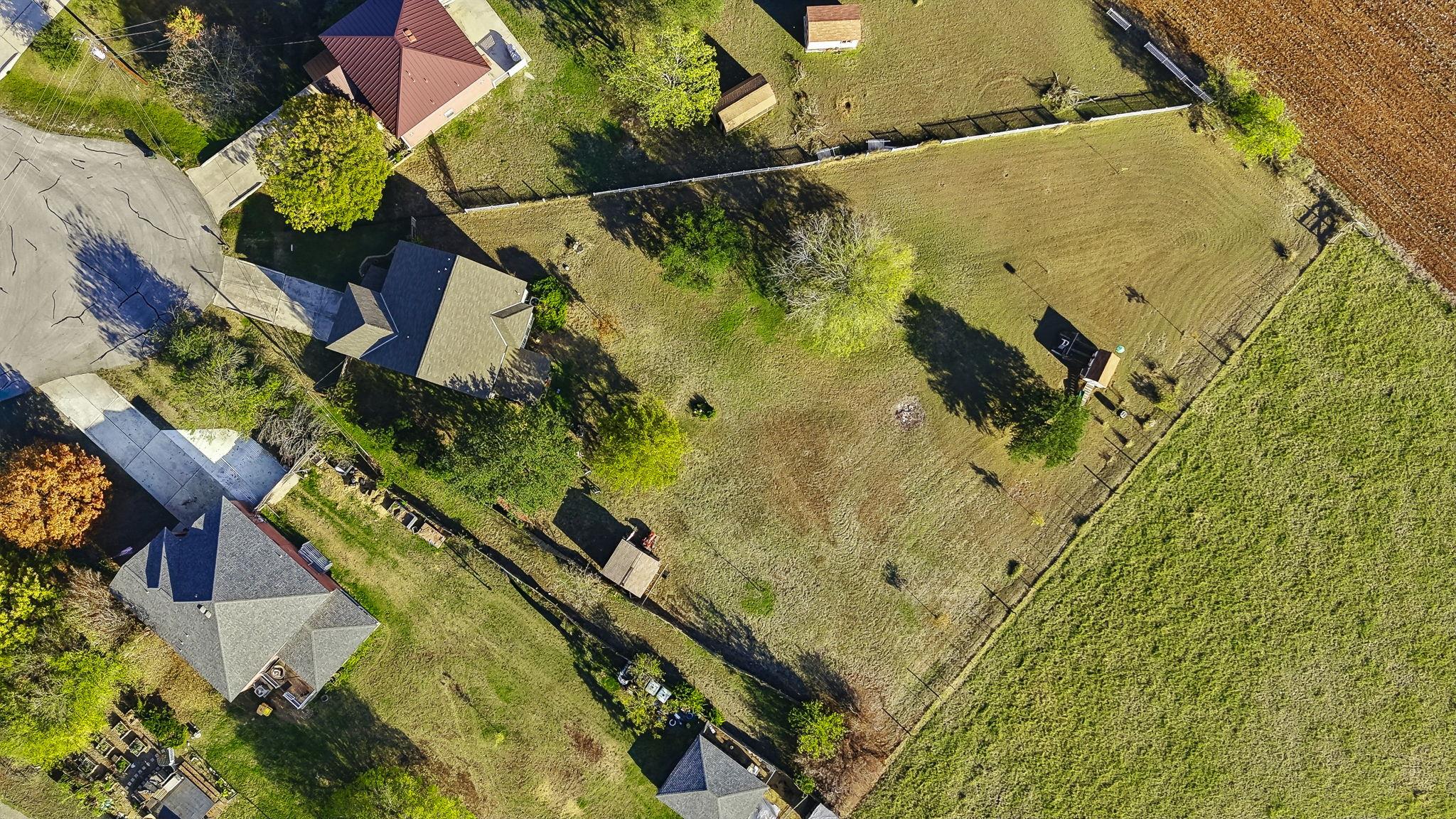 4020 Grassland Ln, Kyle, TX 78640