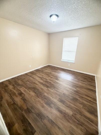 139 Elm Dr # 203, Lockhart, TX 78644