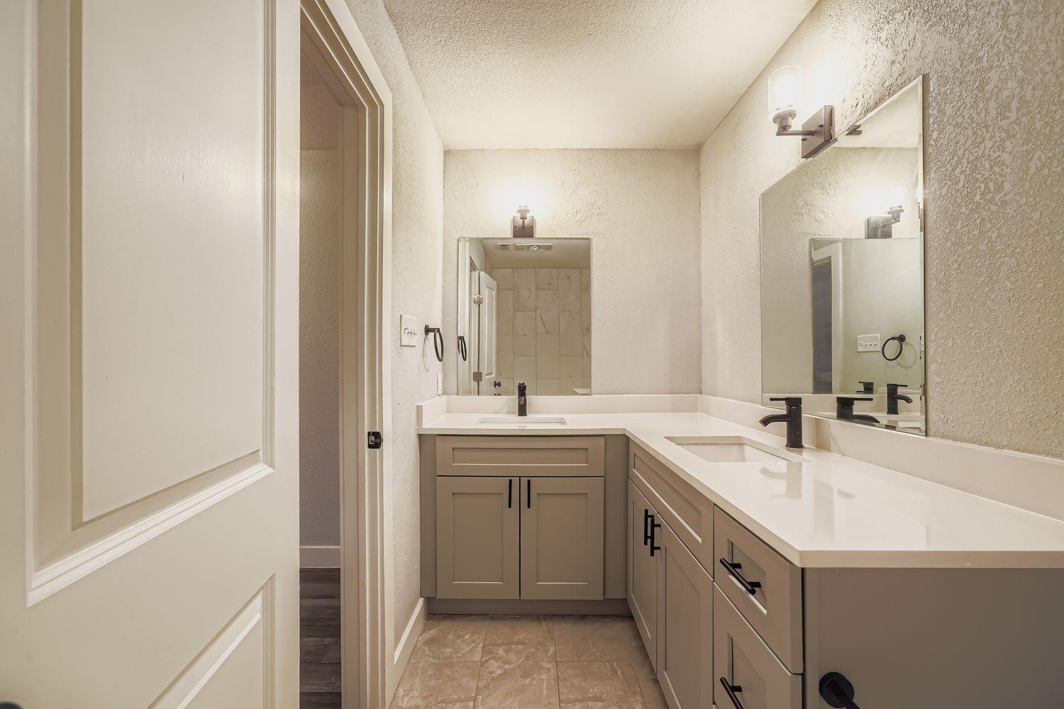 11101 Country Knl, Austin, TX 78750