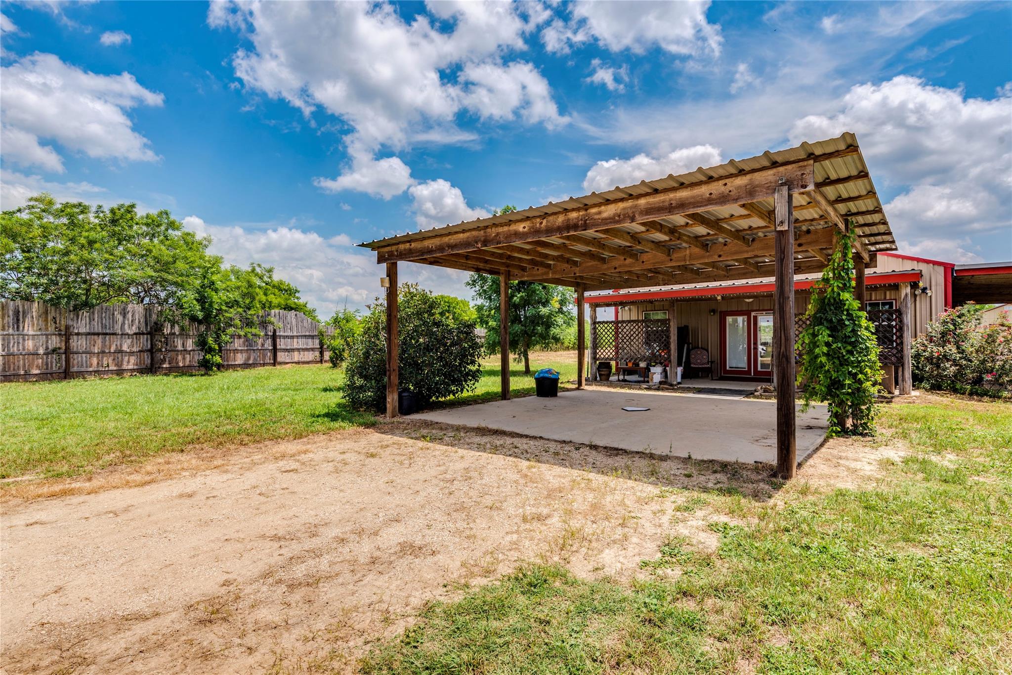 7000 Fm 713, Dale, TX 78616