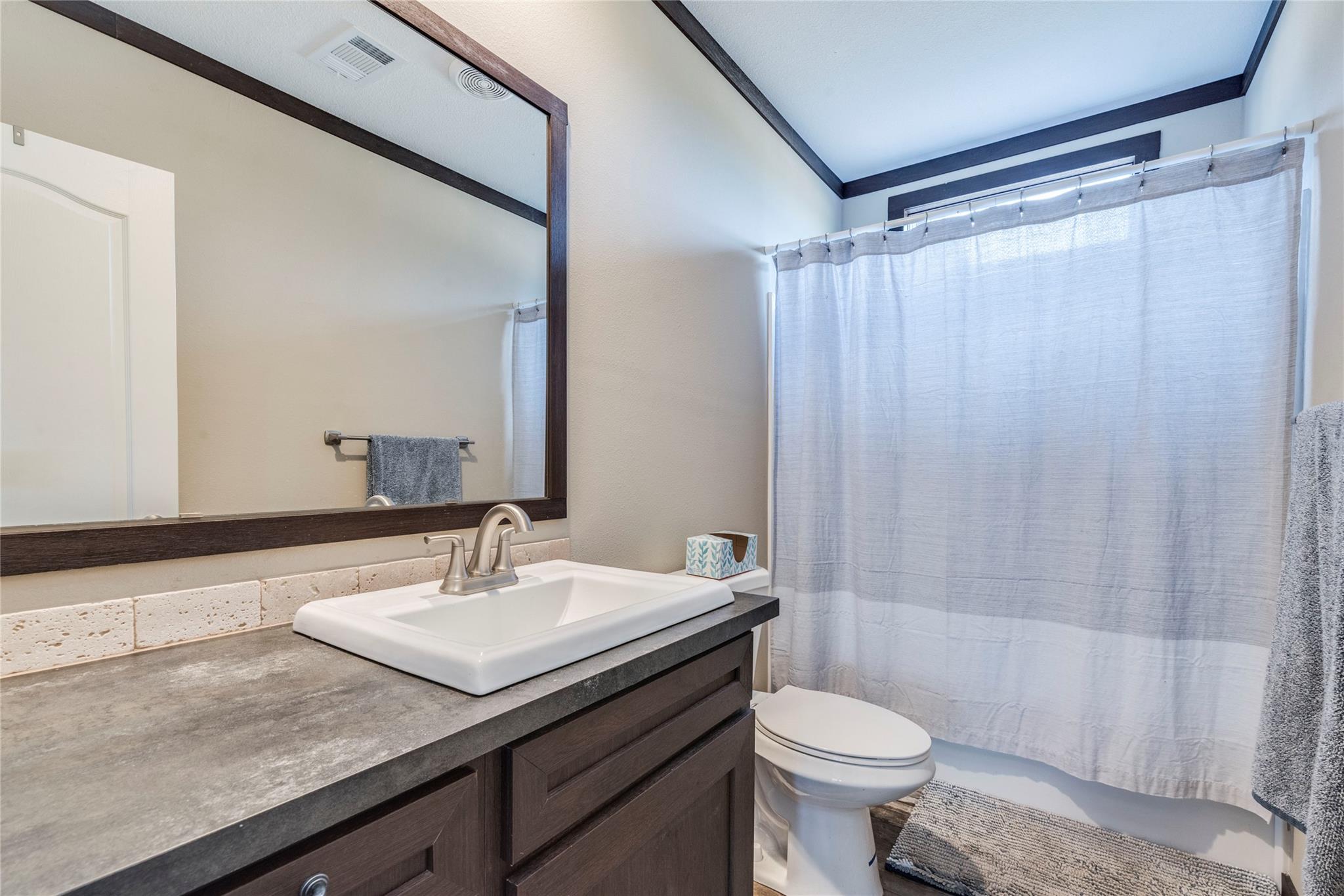 7000 Fm 713, Dale, TX 78616