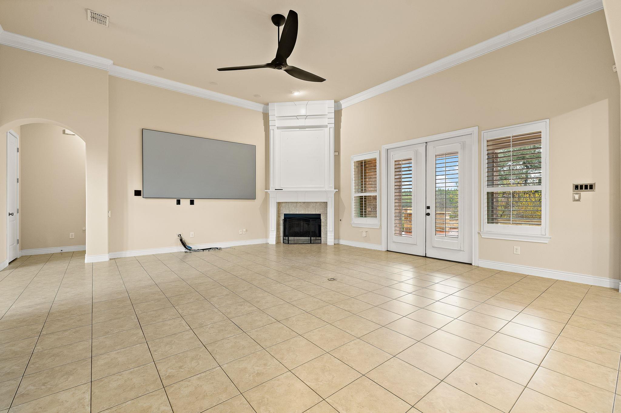 174 Estrella Xing, Georgetown, TX 78628