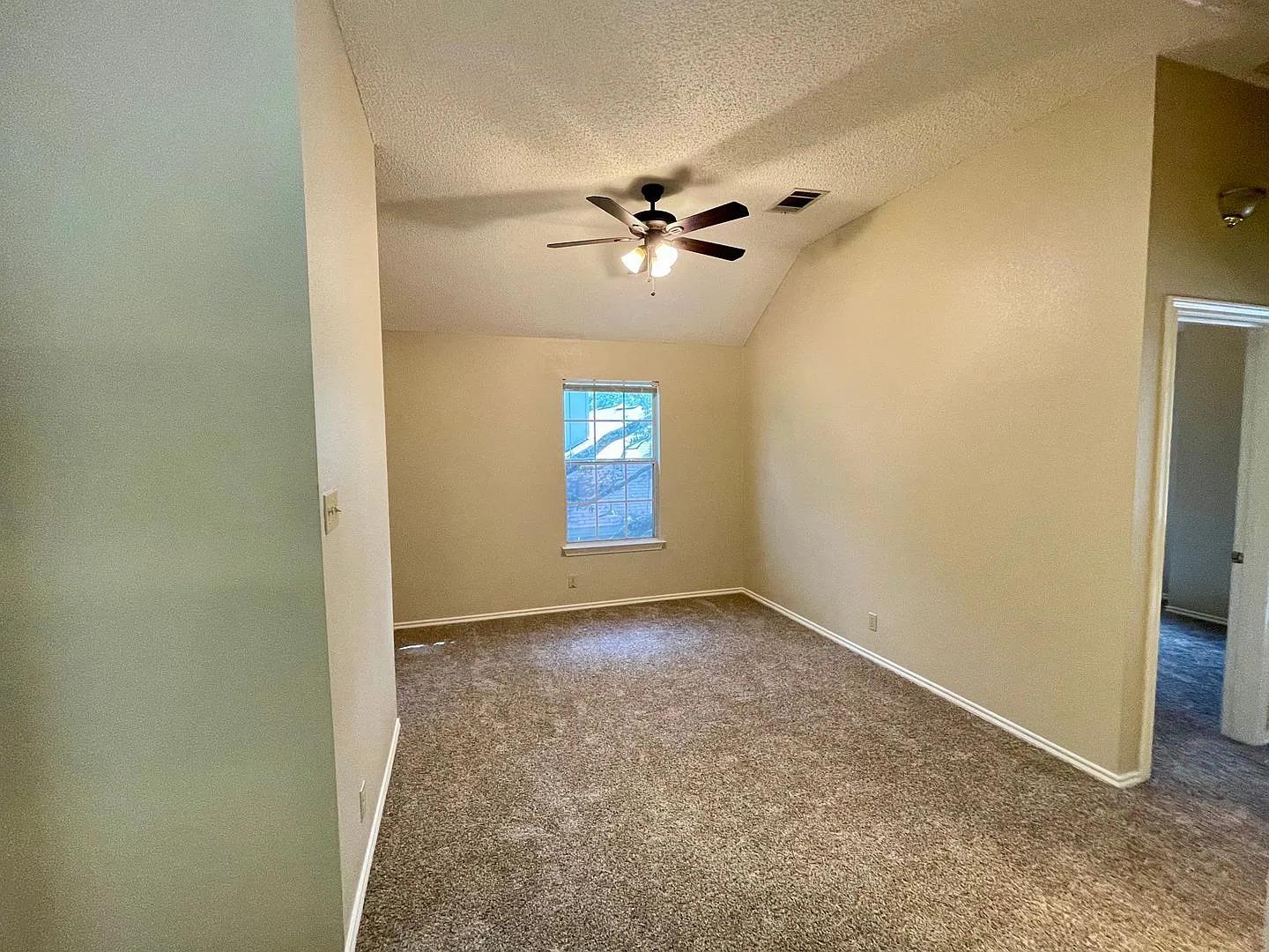 1300 Nightingale Dr, Cedar Park, TX 78613