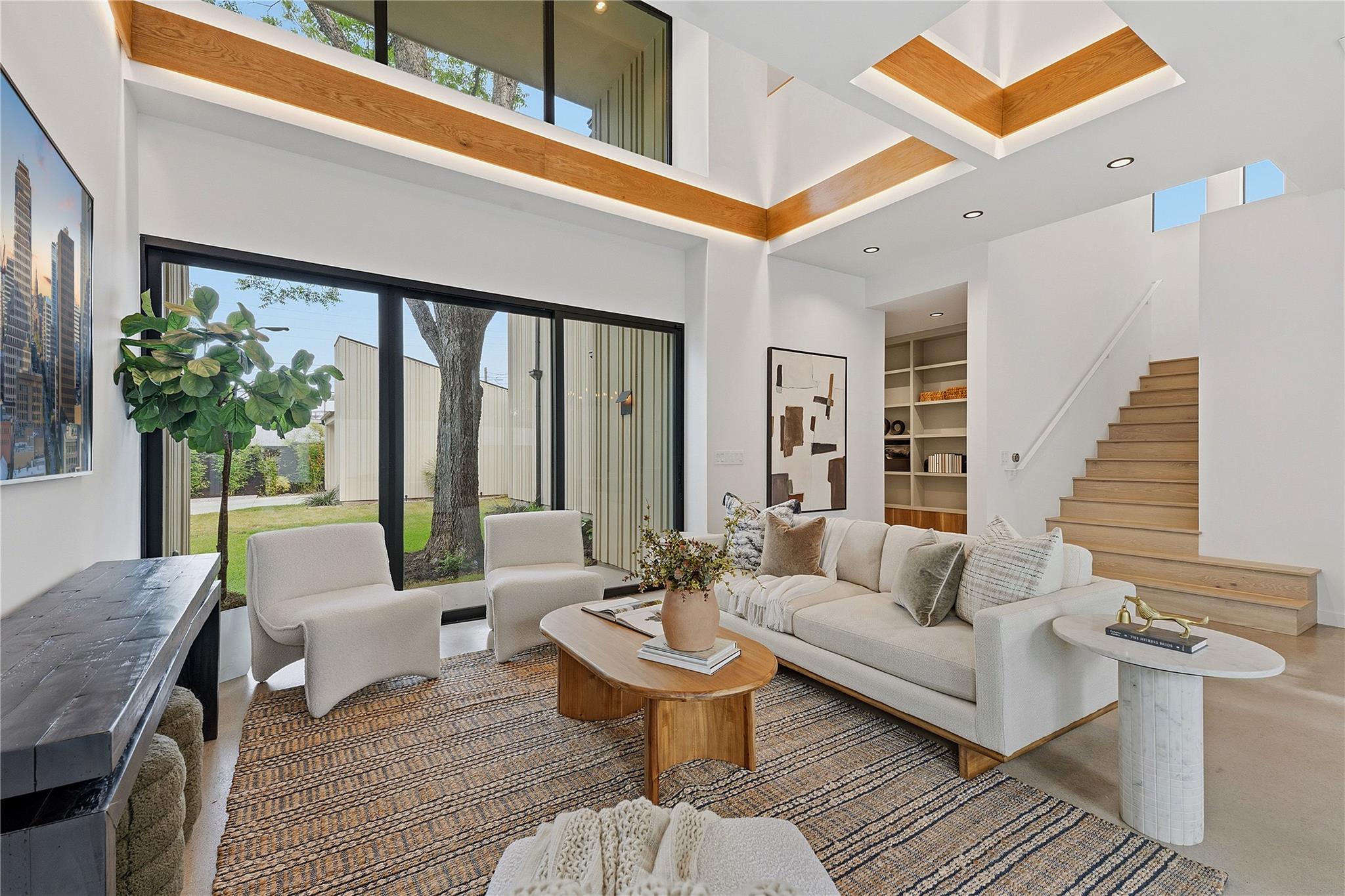 5001 Lynnwood St, Austin, TX 78756