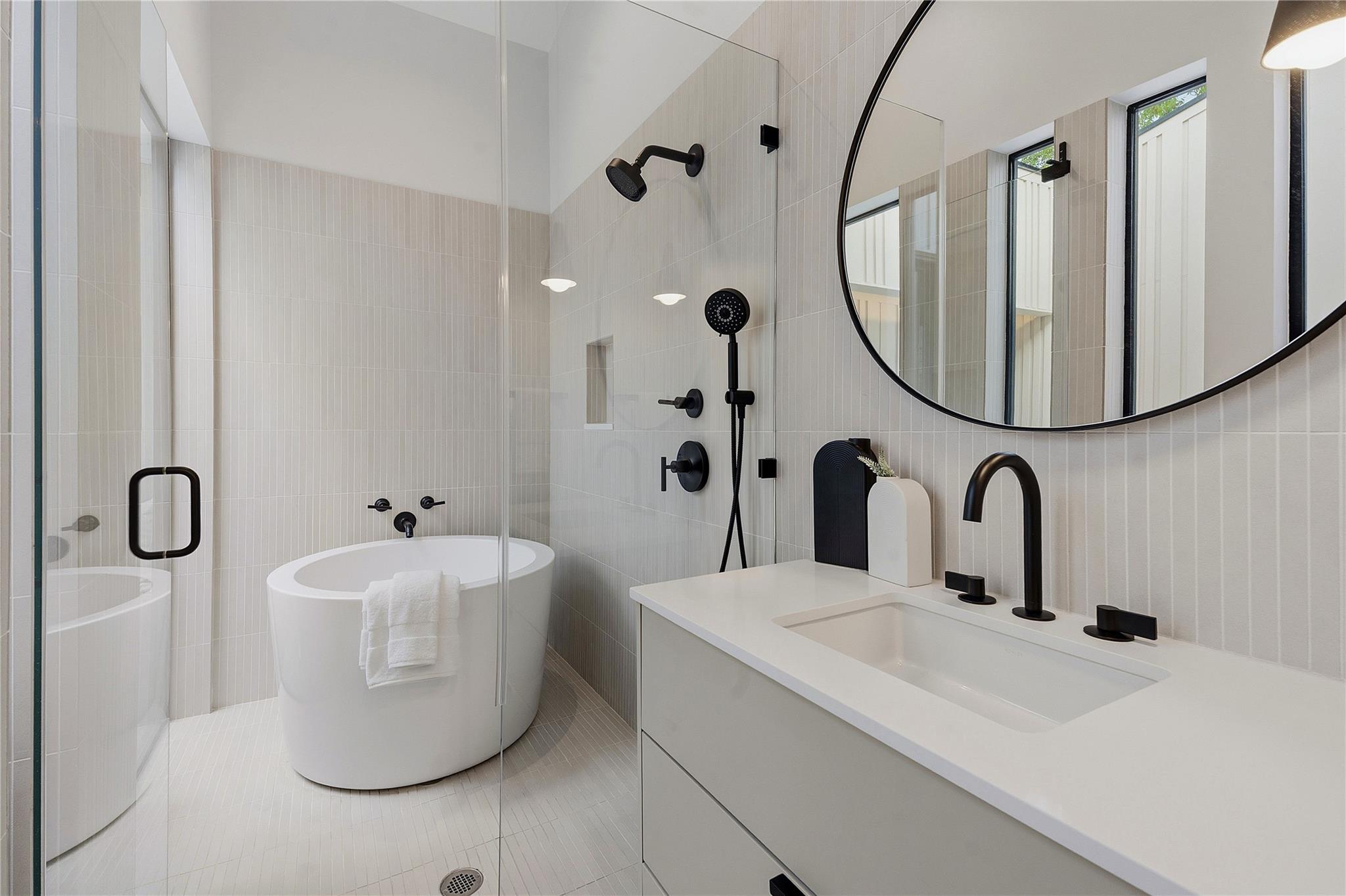 5001 Lynnwood St, Austin, TX 78756