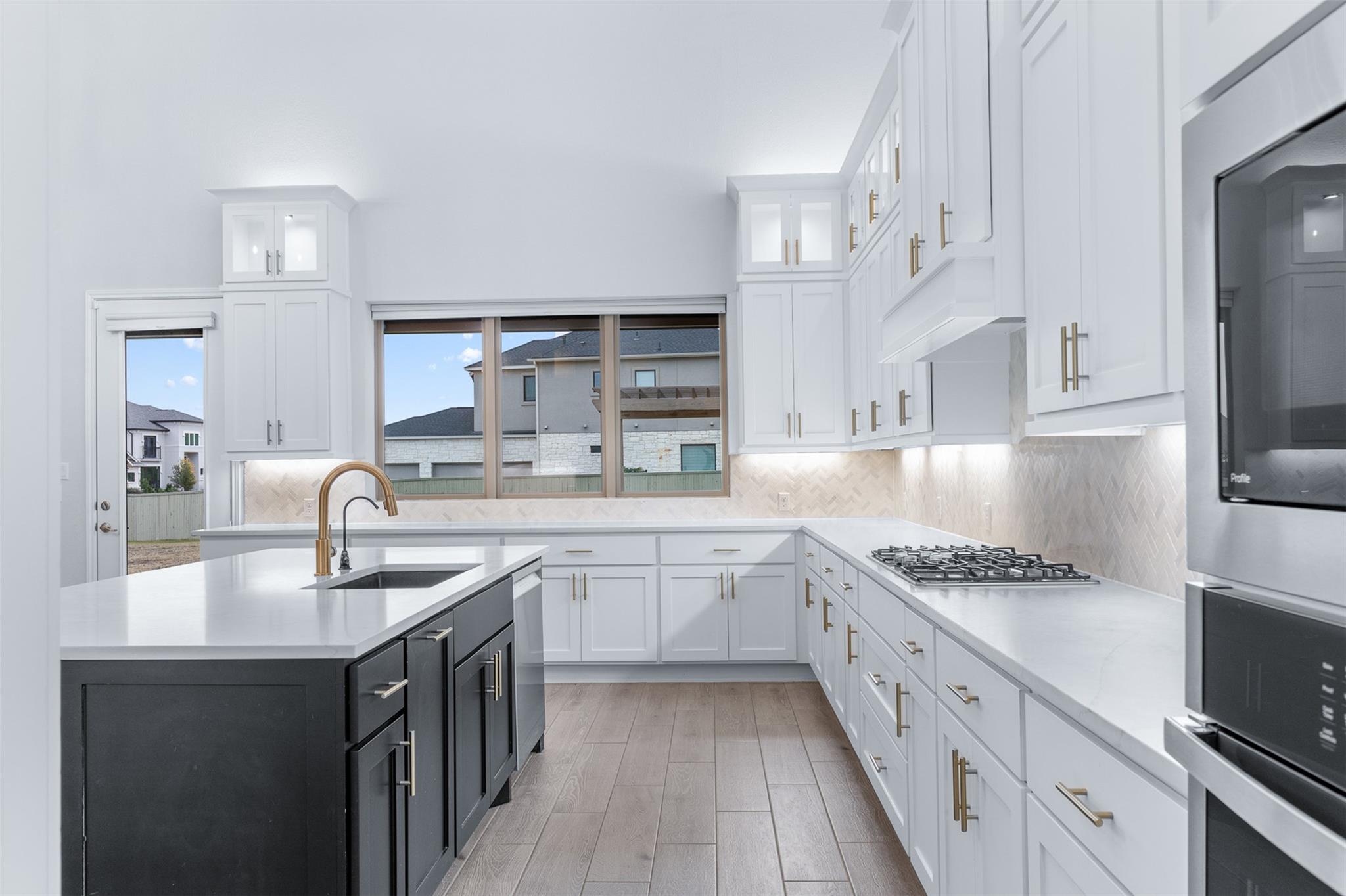 501 Sierra Lisa Cv, Liberty Hill, TX 78642