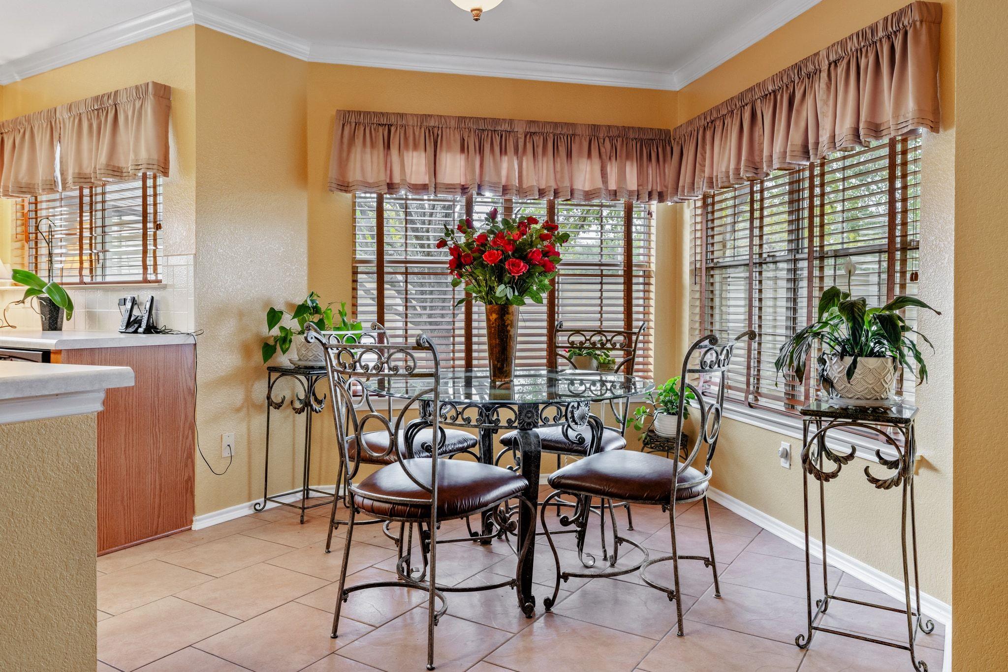 2210 Rachel Rdg, Cedar Park, TX 78613