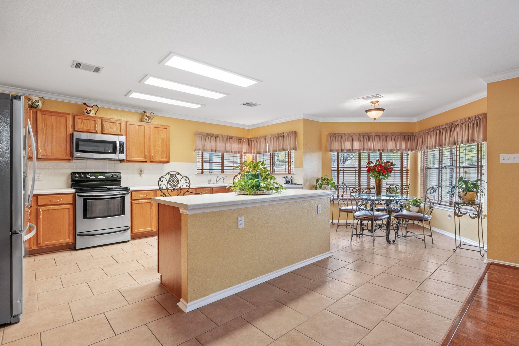 2210 Rachel Rdg, Cedar Park, TX 78613