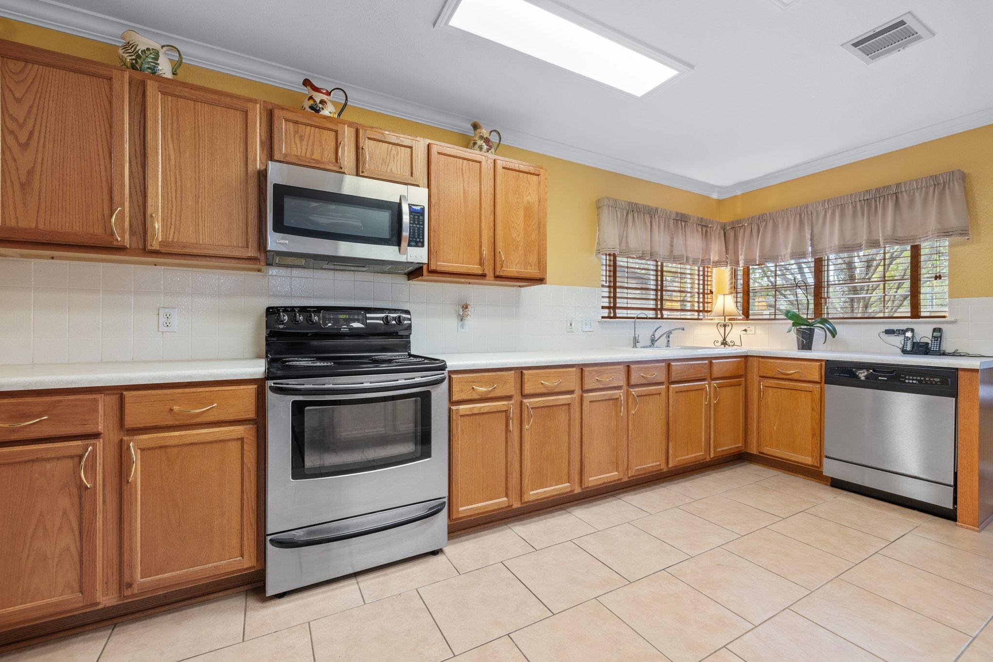 2210 Rachel Rdg, Cedar Park, TX 78613