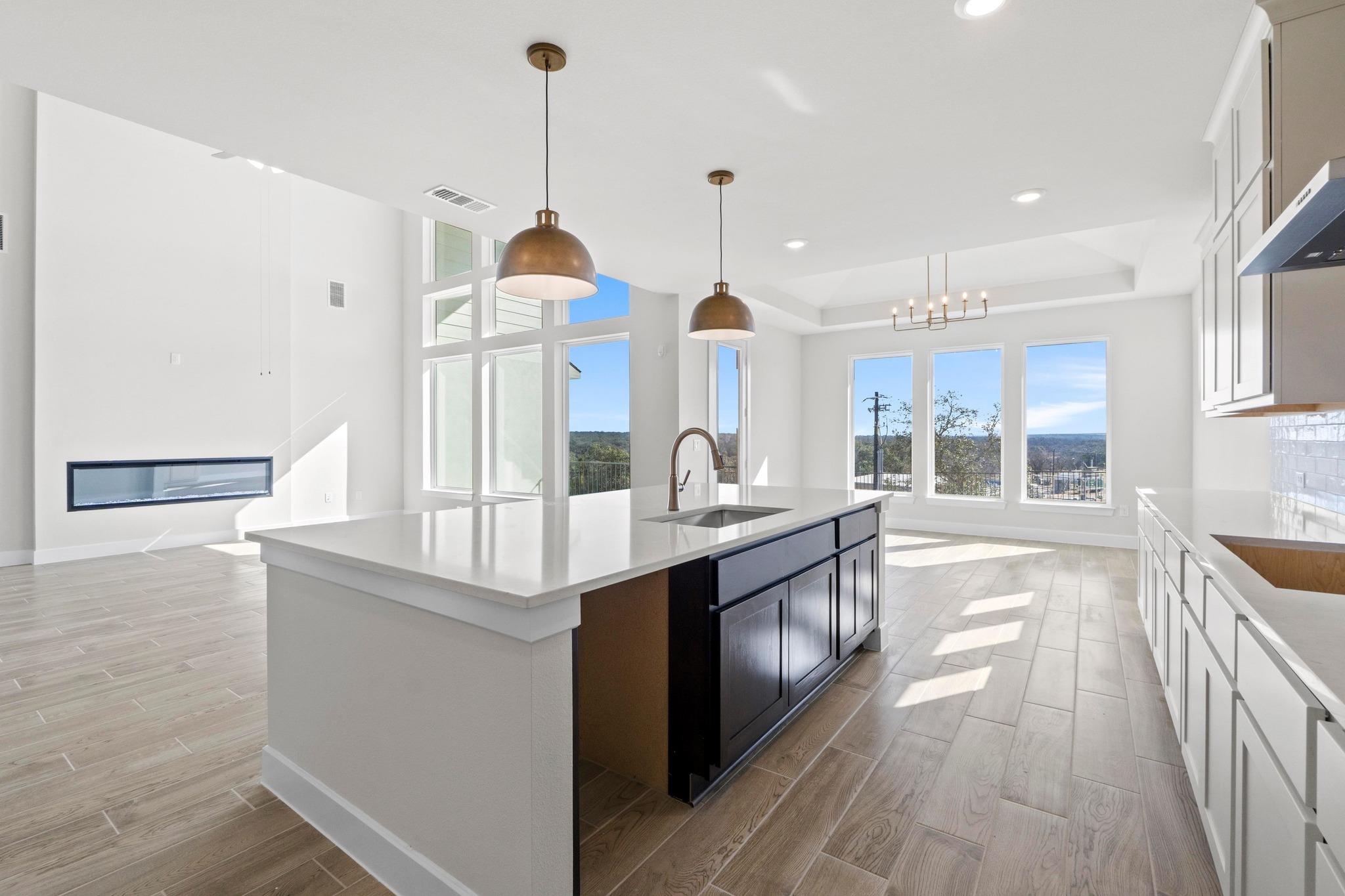 105 Rightfield Dr, Liberty Hill, TX 78642