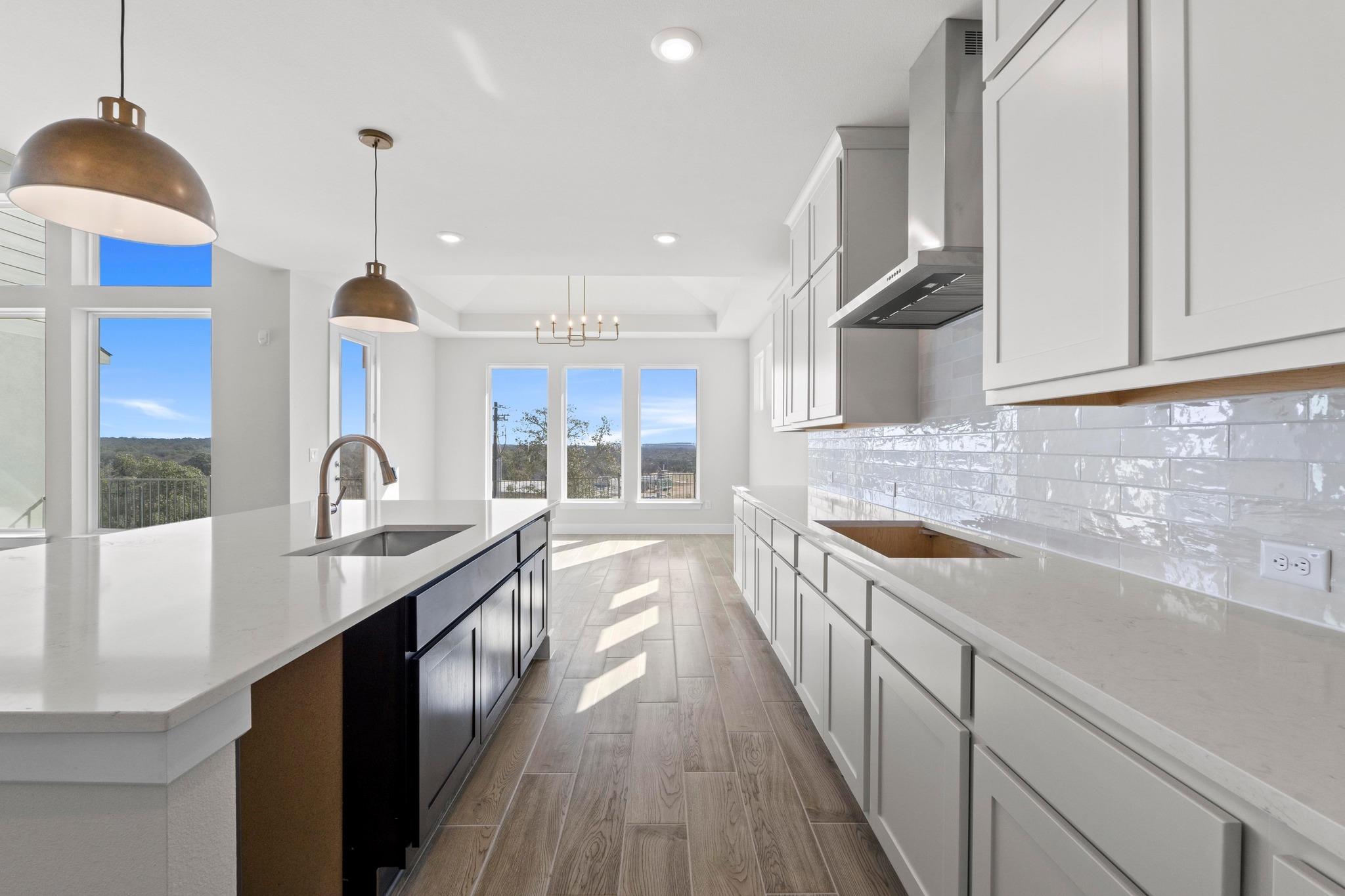 105 Rightfield Dr, Liberty Hill, TX 78642