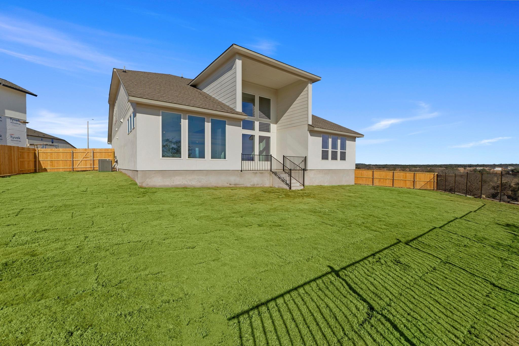 105 Rightfield Dr, Liberty Hill, TX 78642