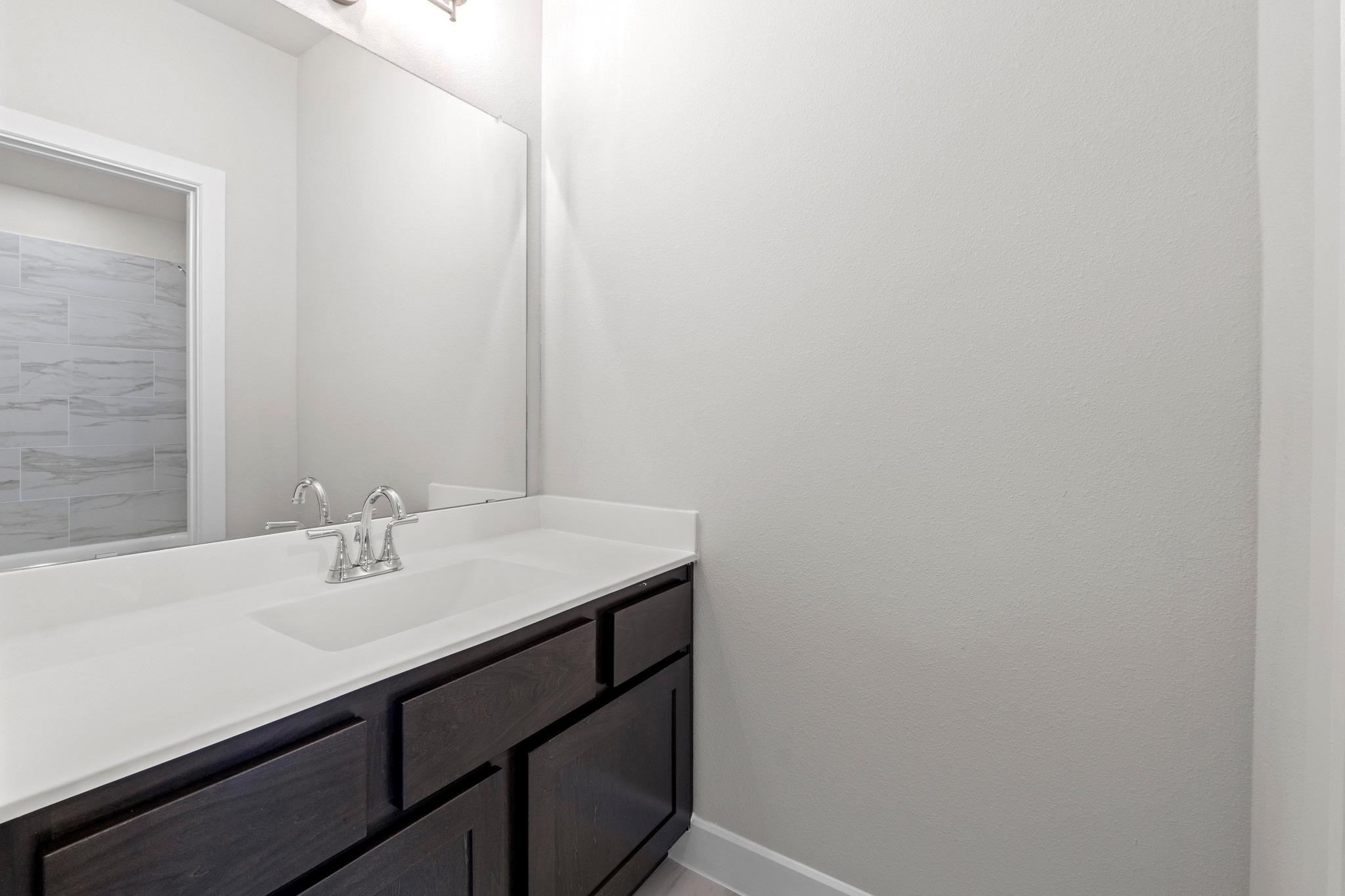 105 Rightfield Dr, Liberty Hill, TX 78642