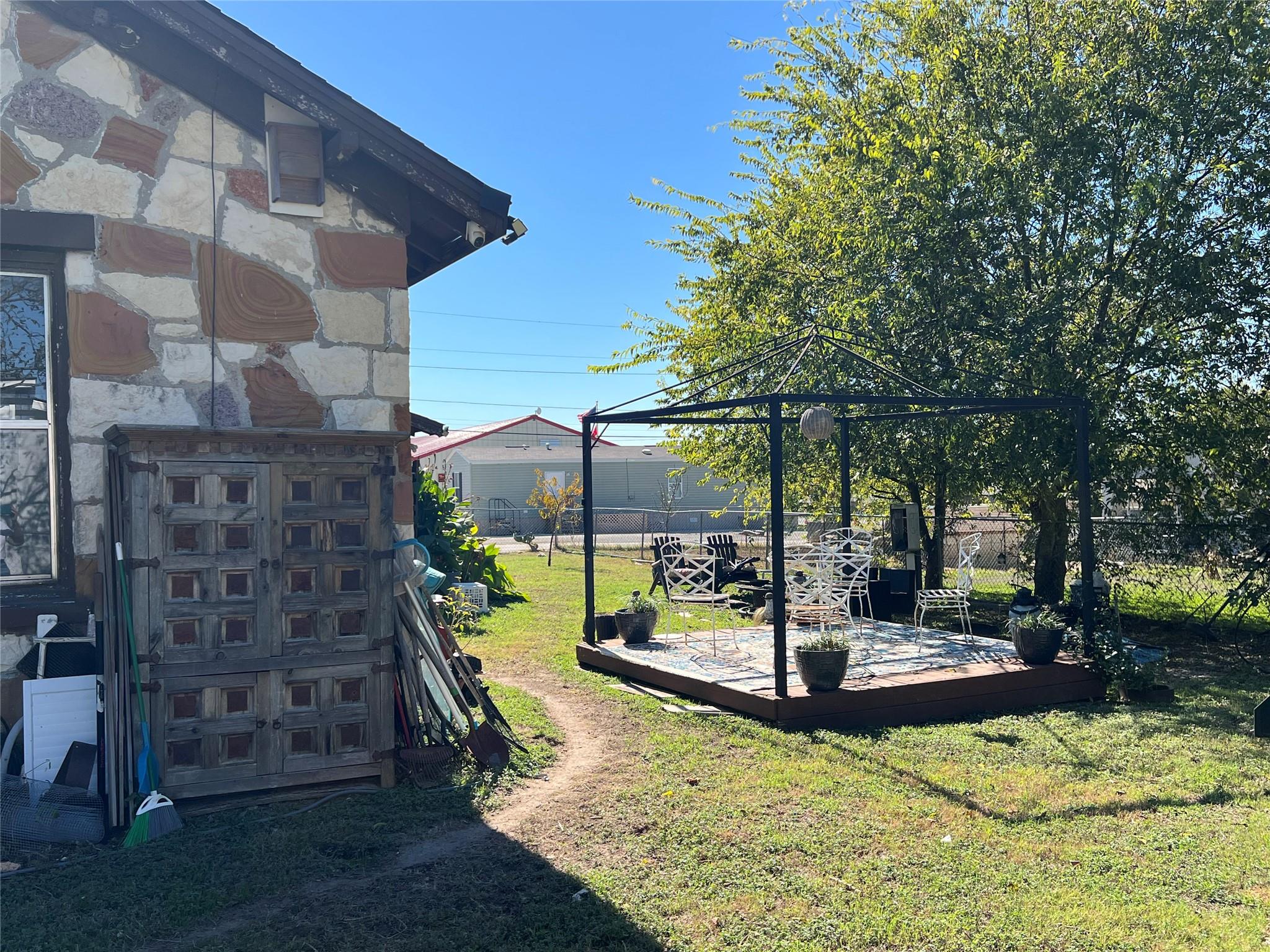 204 Brewster St, Florence, TX 76527