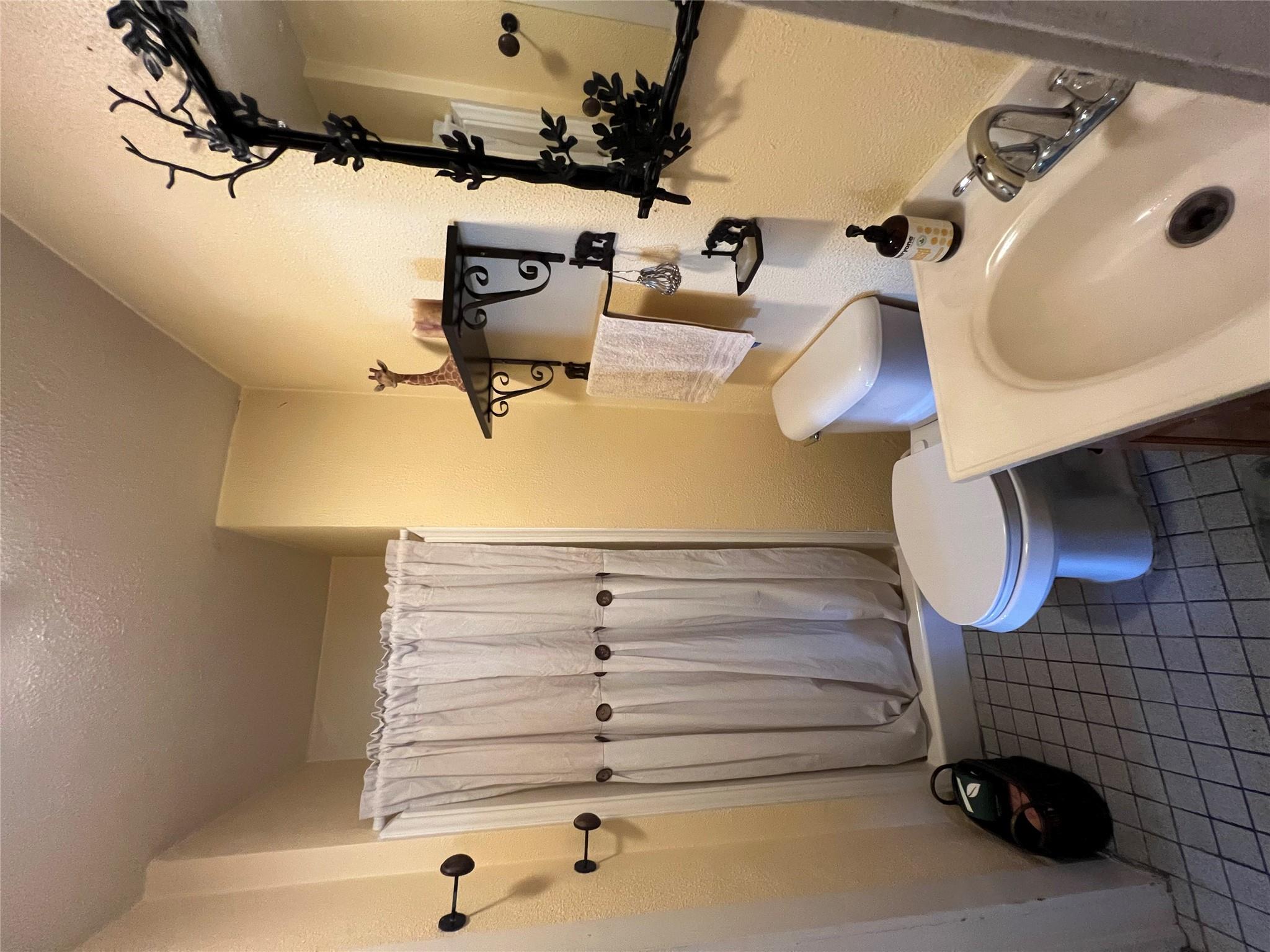 204 Brewster St, Florence, TX 76527