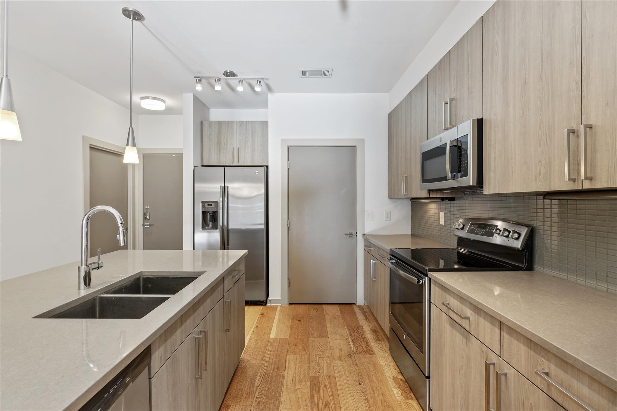 3600 S Lamar Blvd # 206, Austin, TX 78704