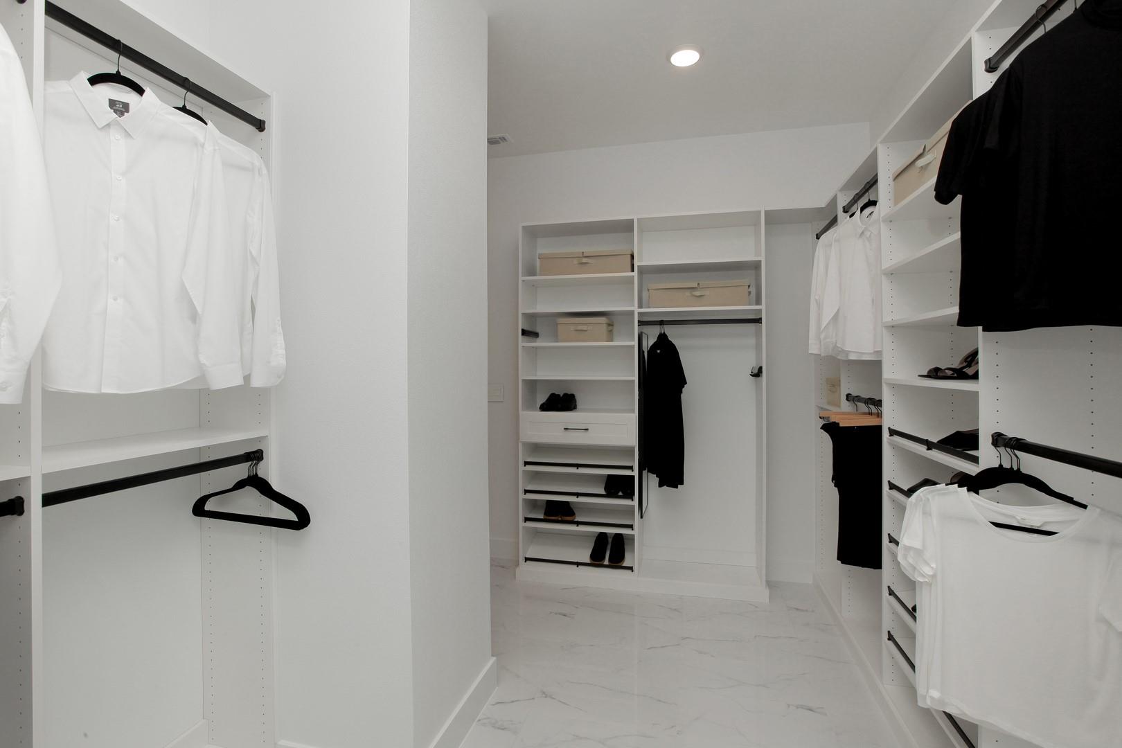 122 Crosswater Ln, Dripping Springs, TX 78620