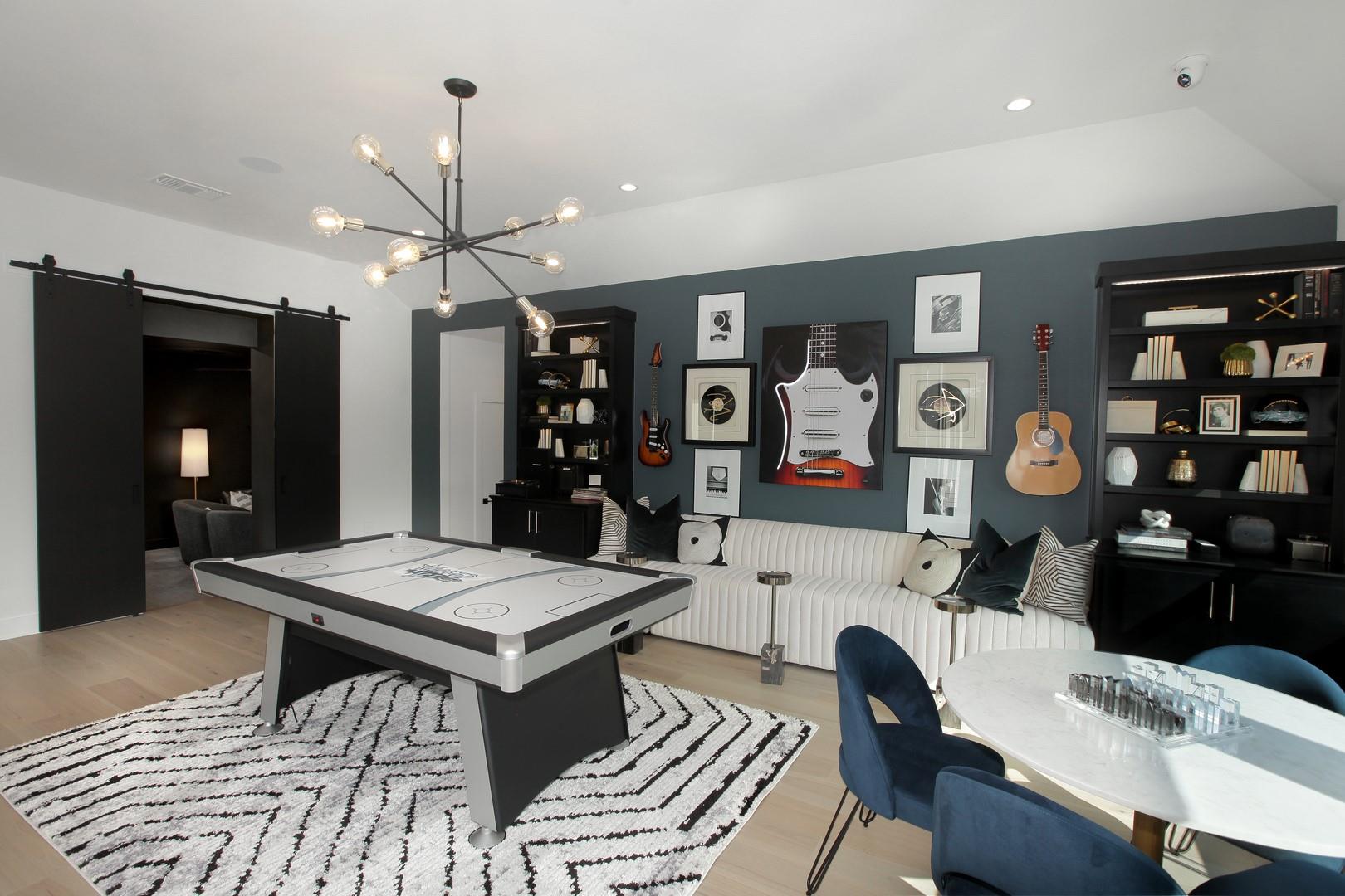 122 Crosswater Ln, Dripping Springs, TX 78620