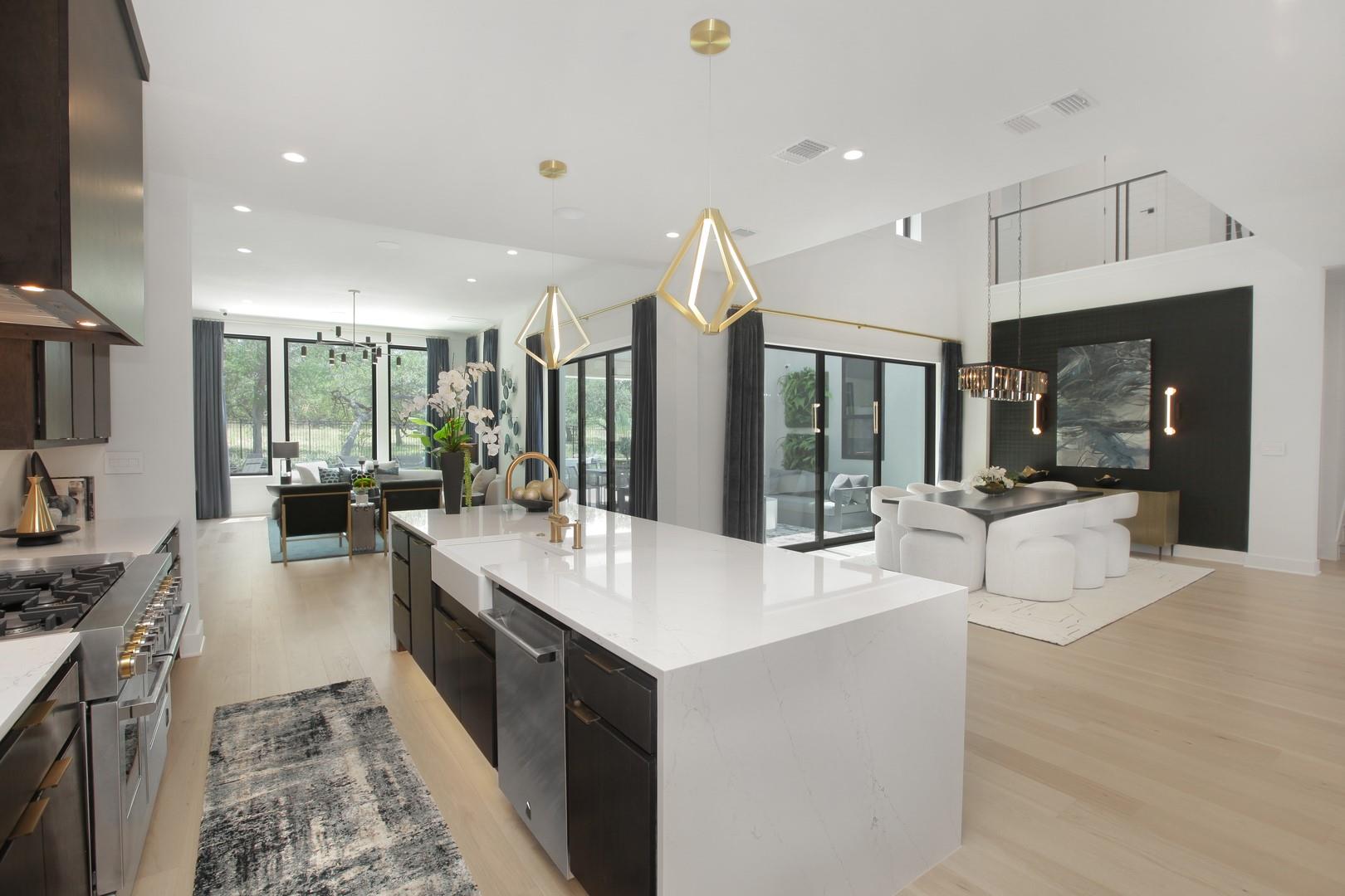 122 Crosswater Ln, Dripping Springs, TX 78620